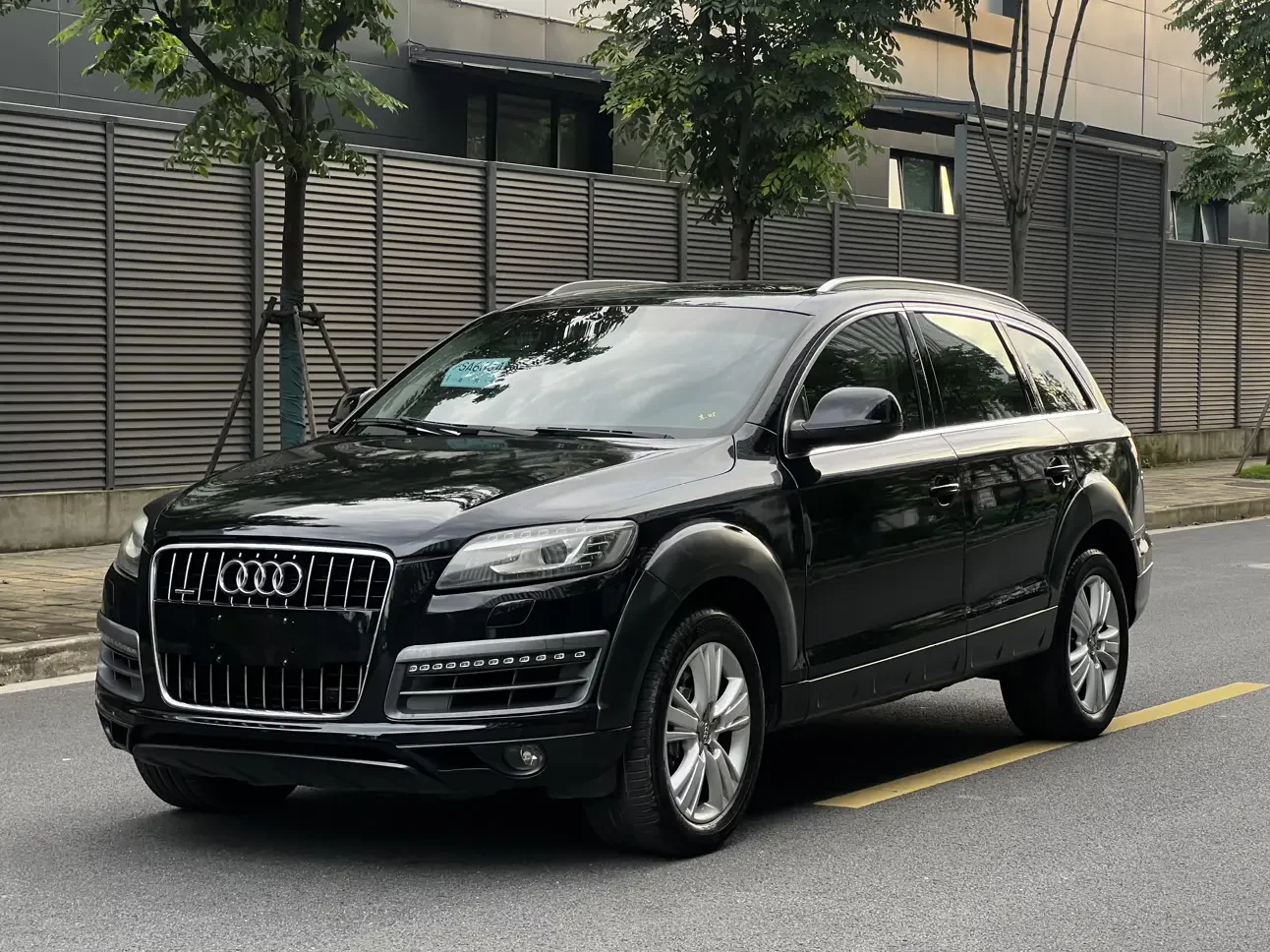 Audi Q7  из Китая