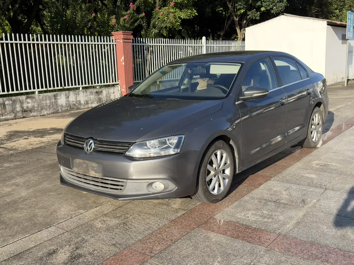 Volkswagen Sagitar