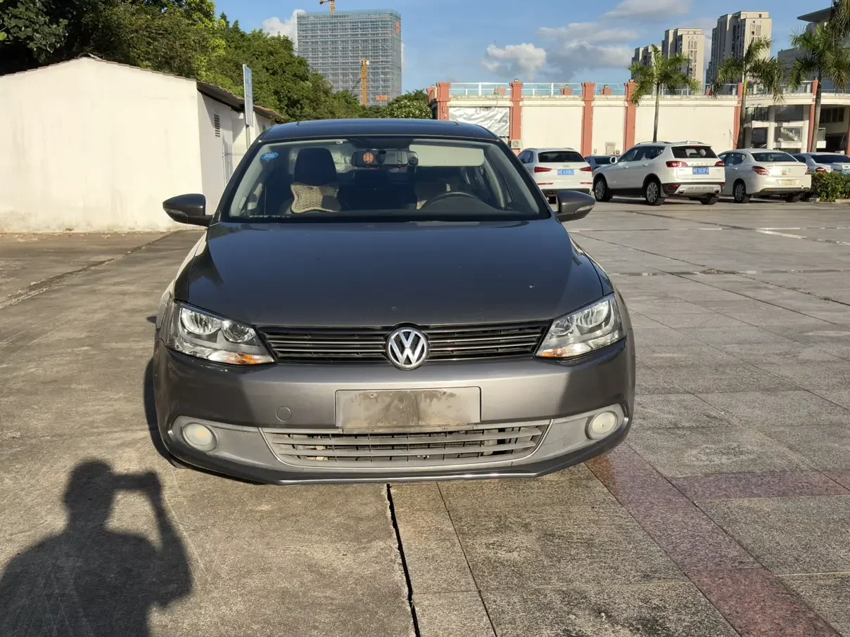Volkswagen Sagitar