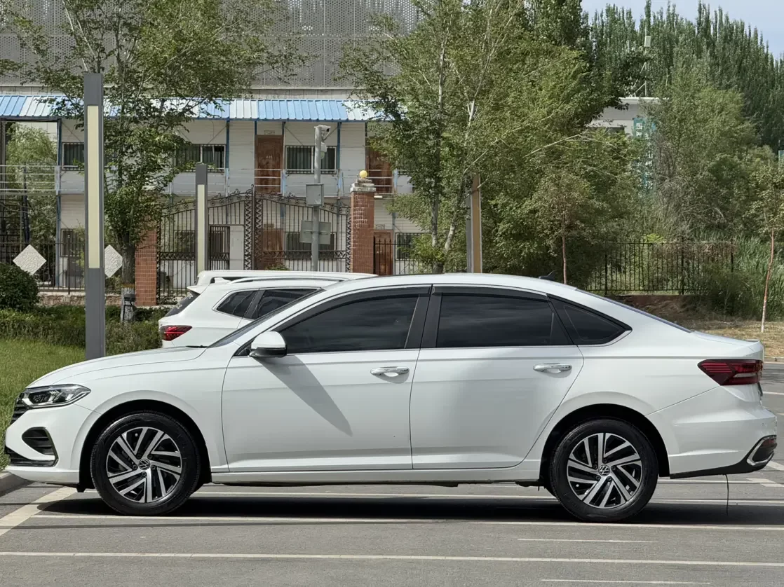 Volkswagen Lavida