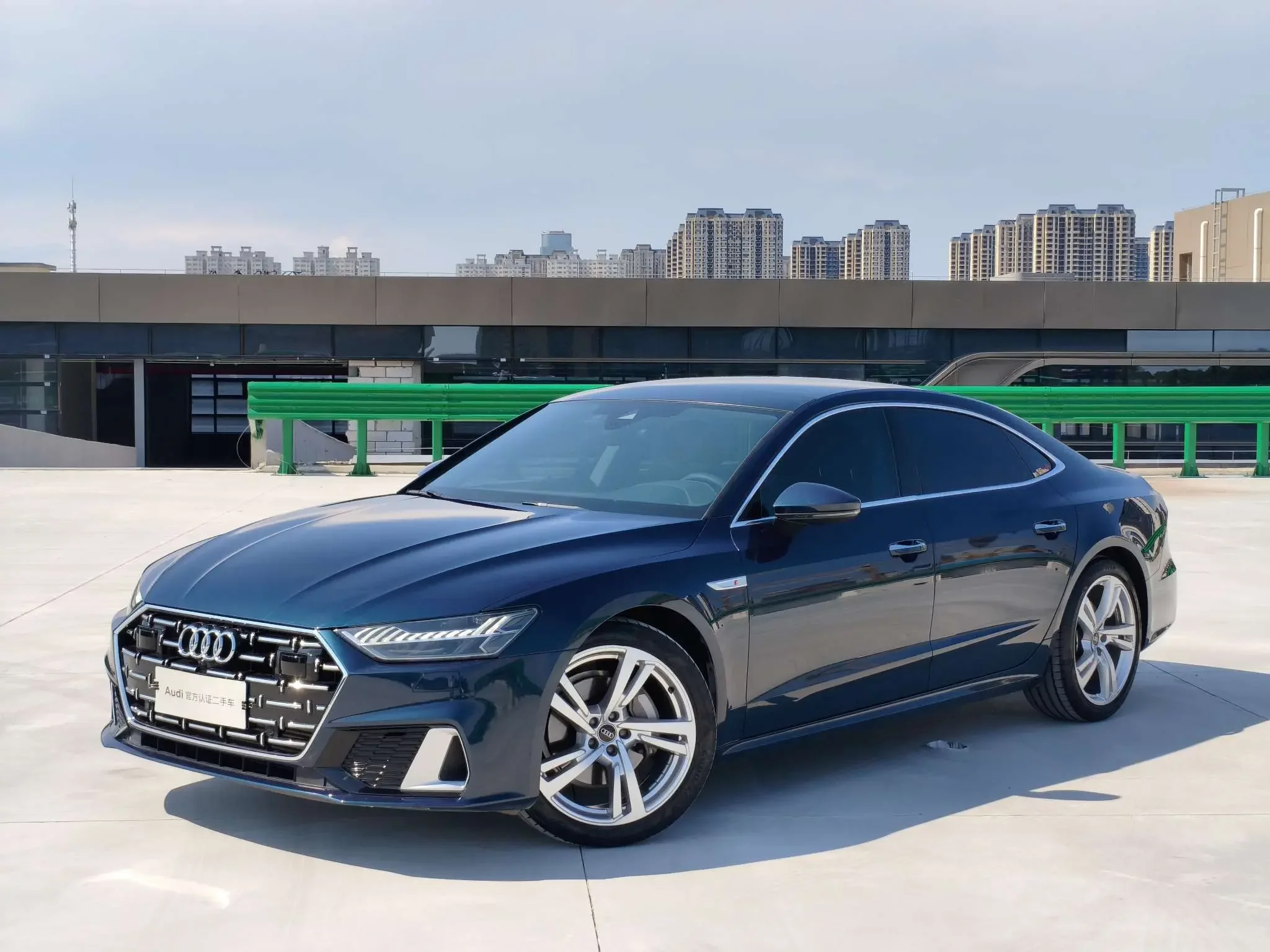Audi A7L