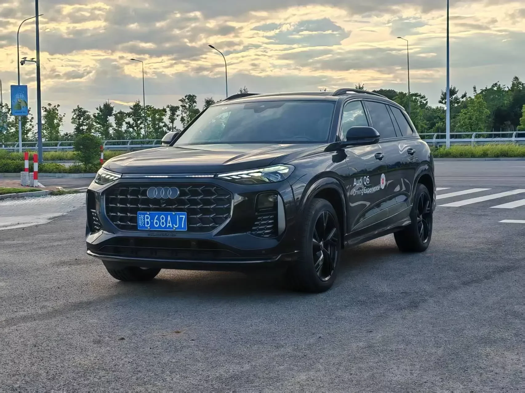 Audi Q6