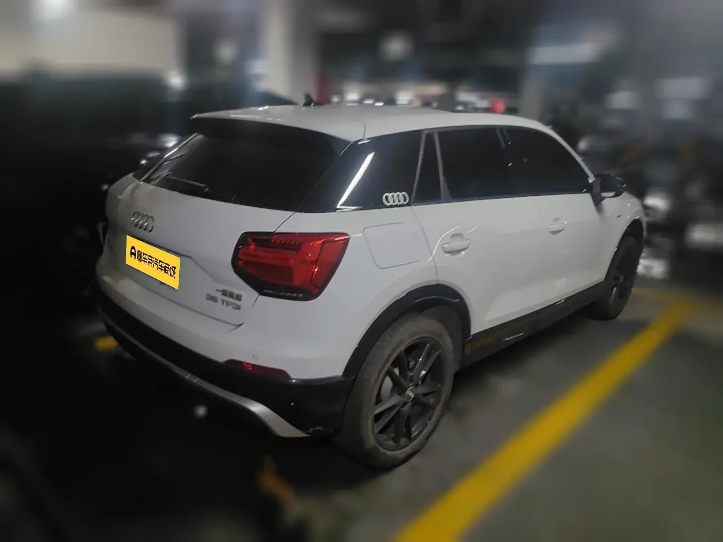 Audi Q2L