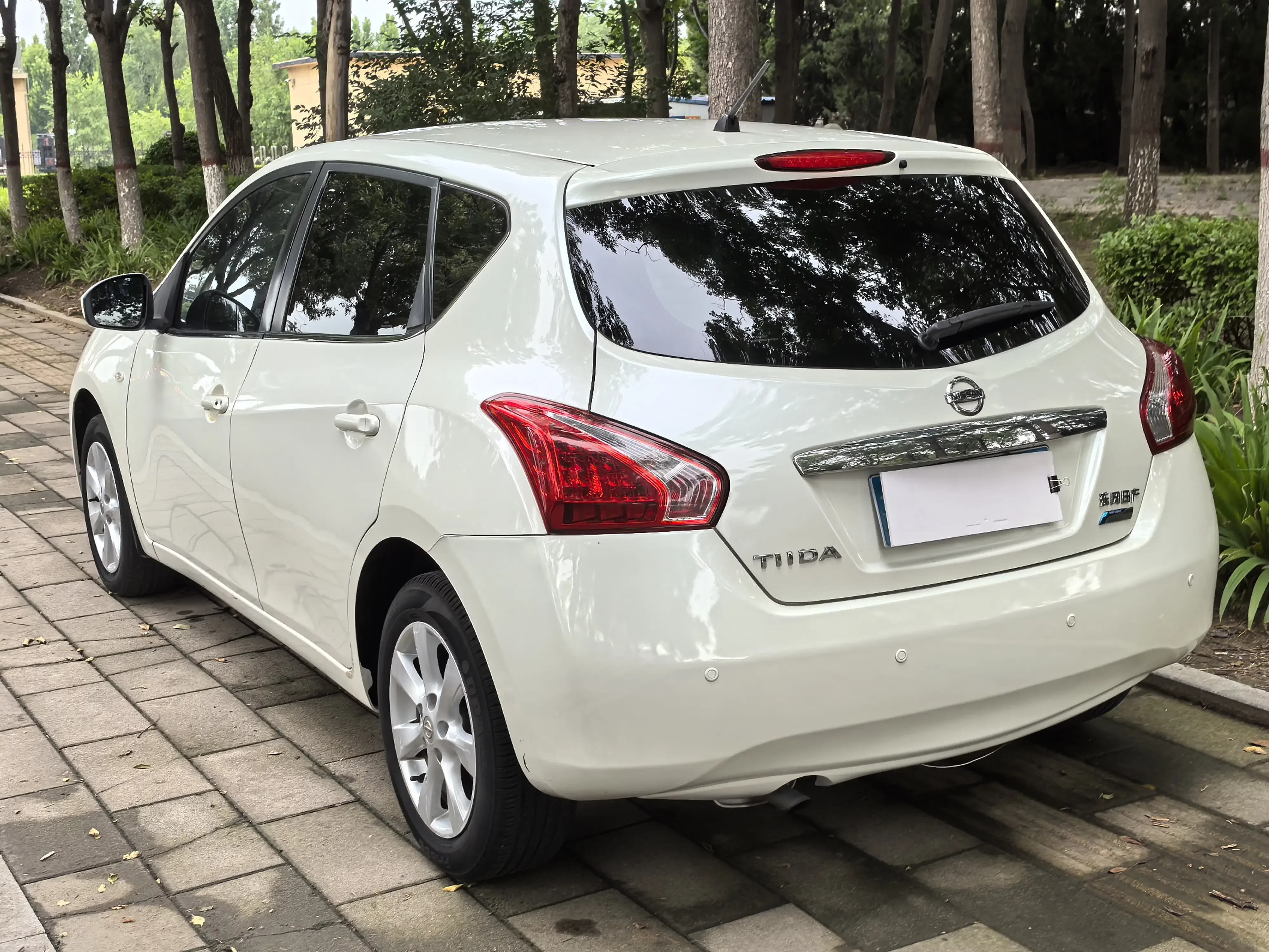 Nissan Tiida