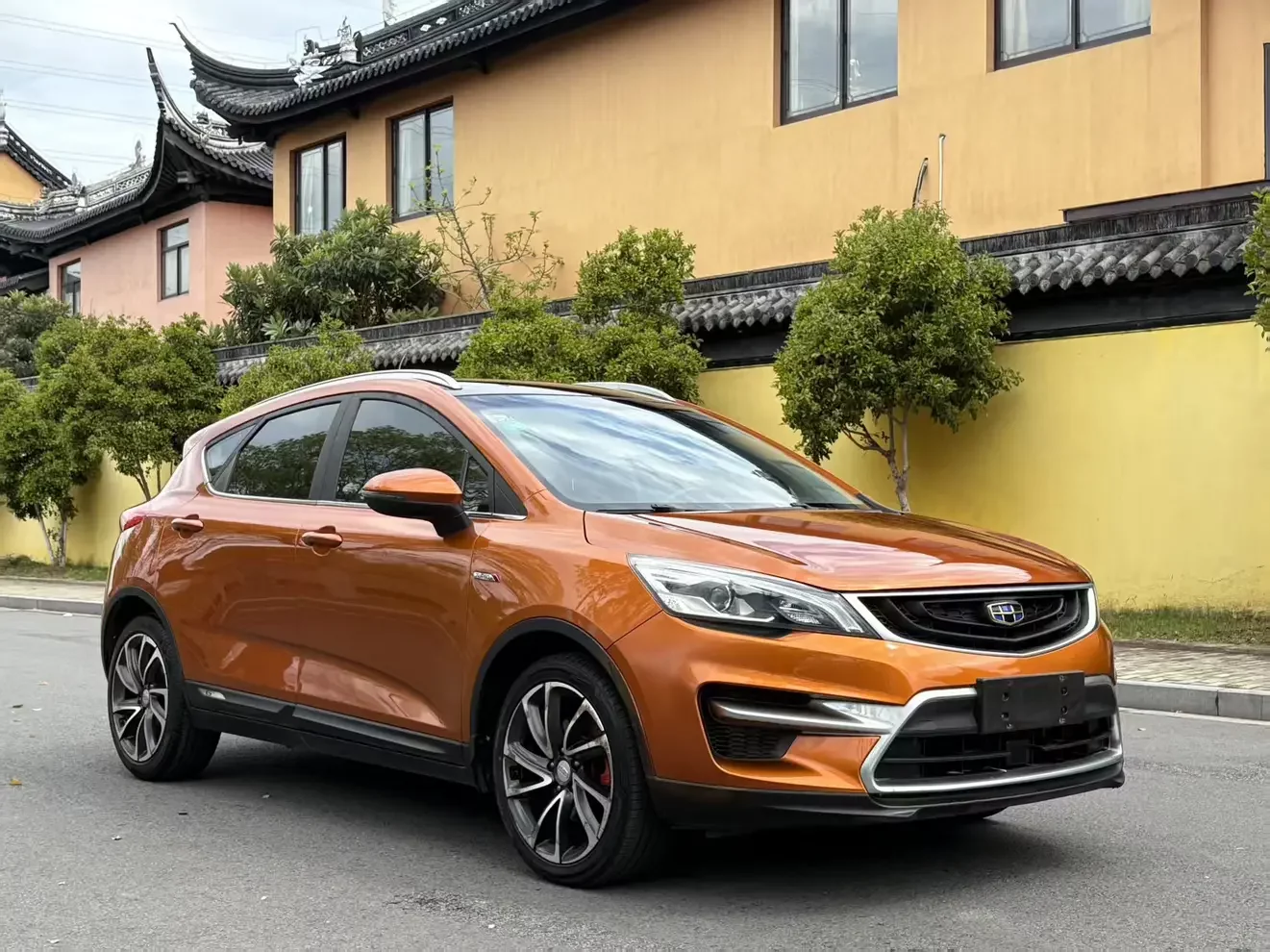 Geely Emgrand GS