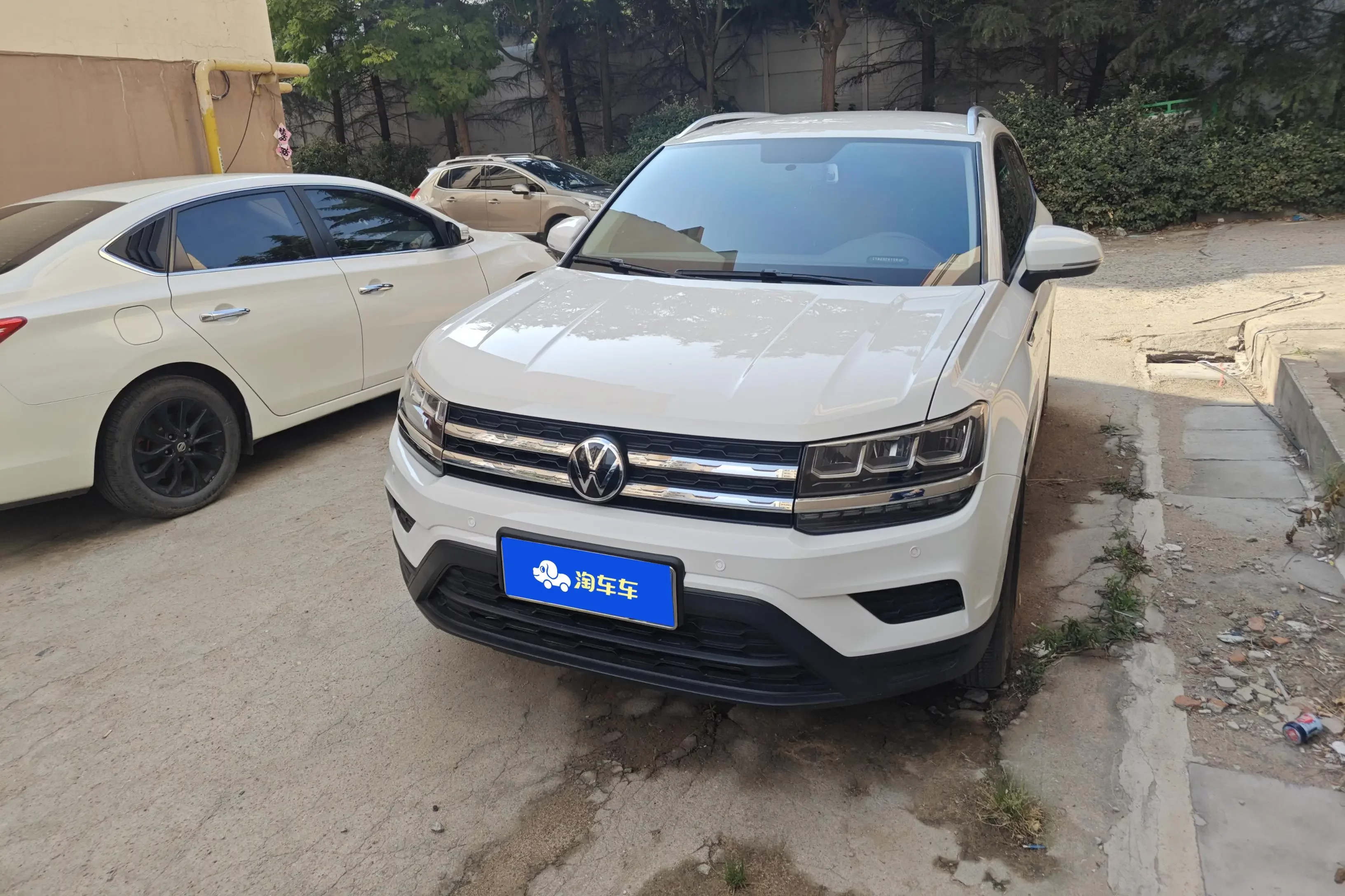 Volkswagen Tharu