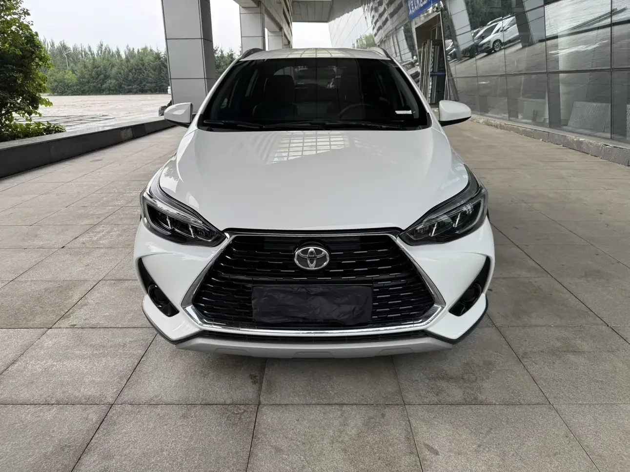 Toyota Yaris L