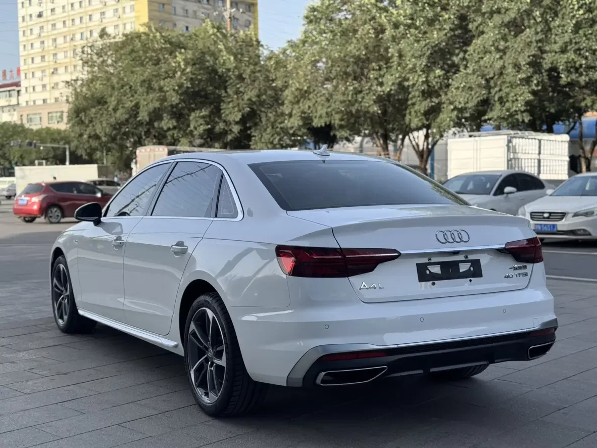 Audi A4L