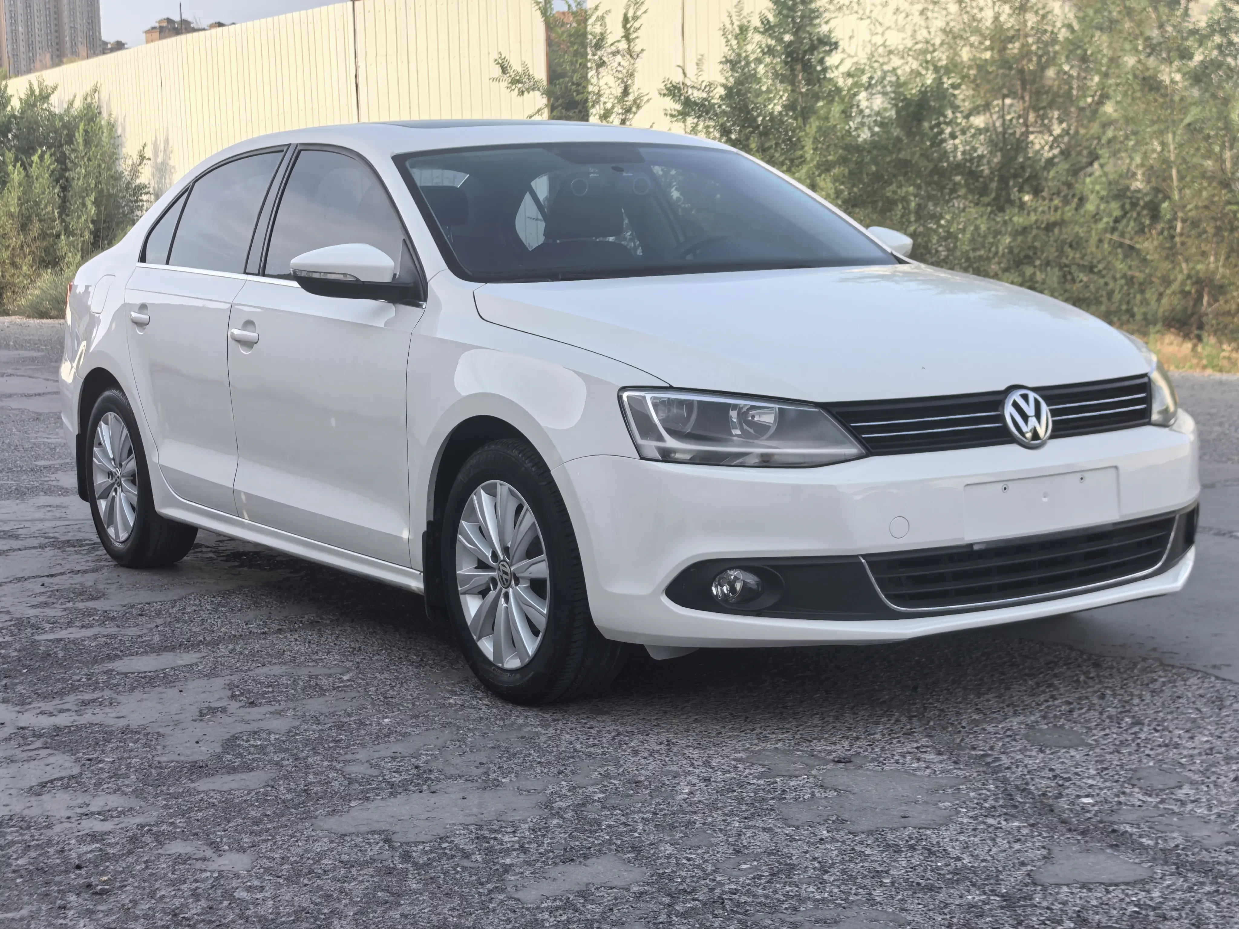 Volkswagen Sagitar