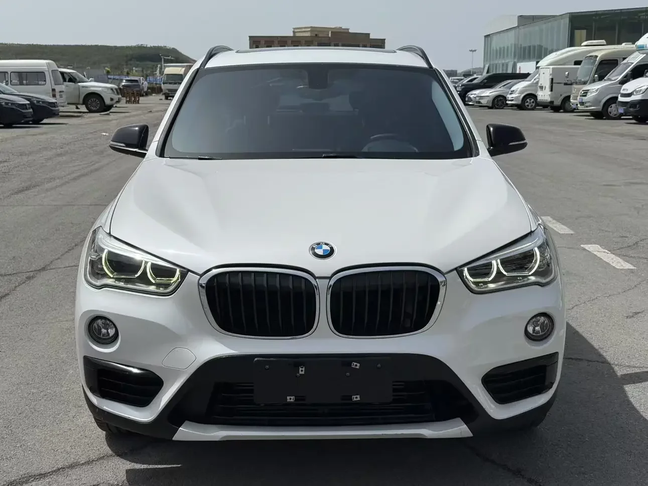 BMW X1  из Китая