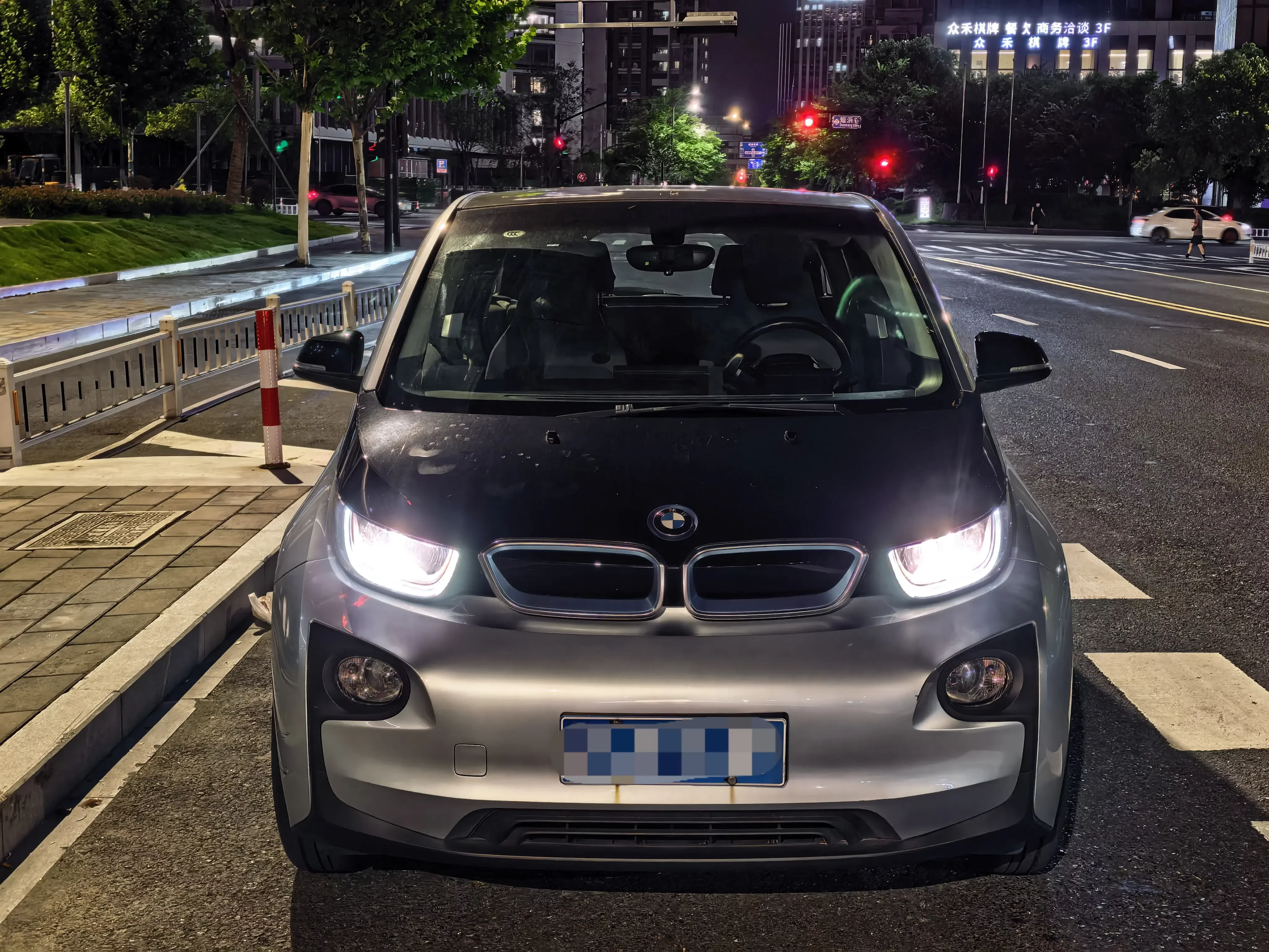 BMW i3  из Китая