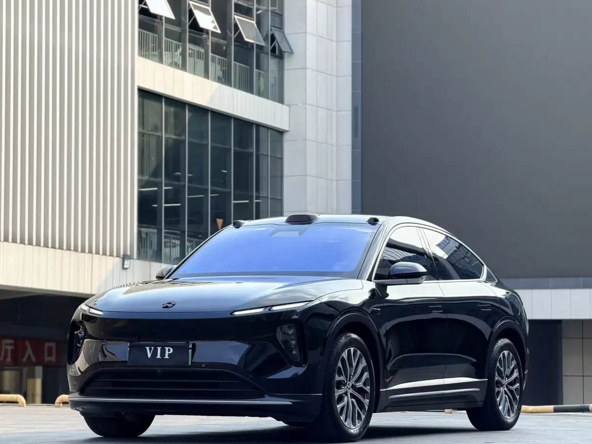 NIO EC6  из Китая
