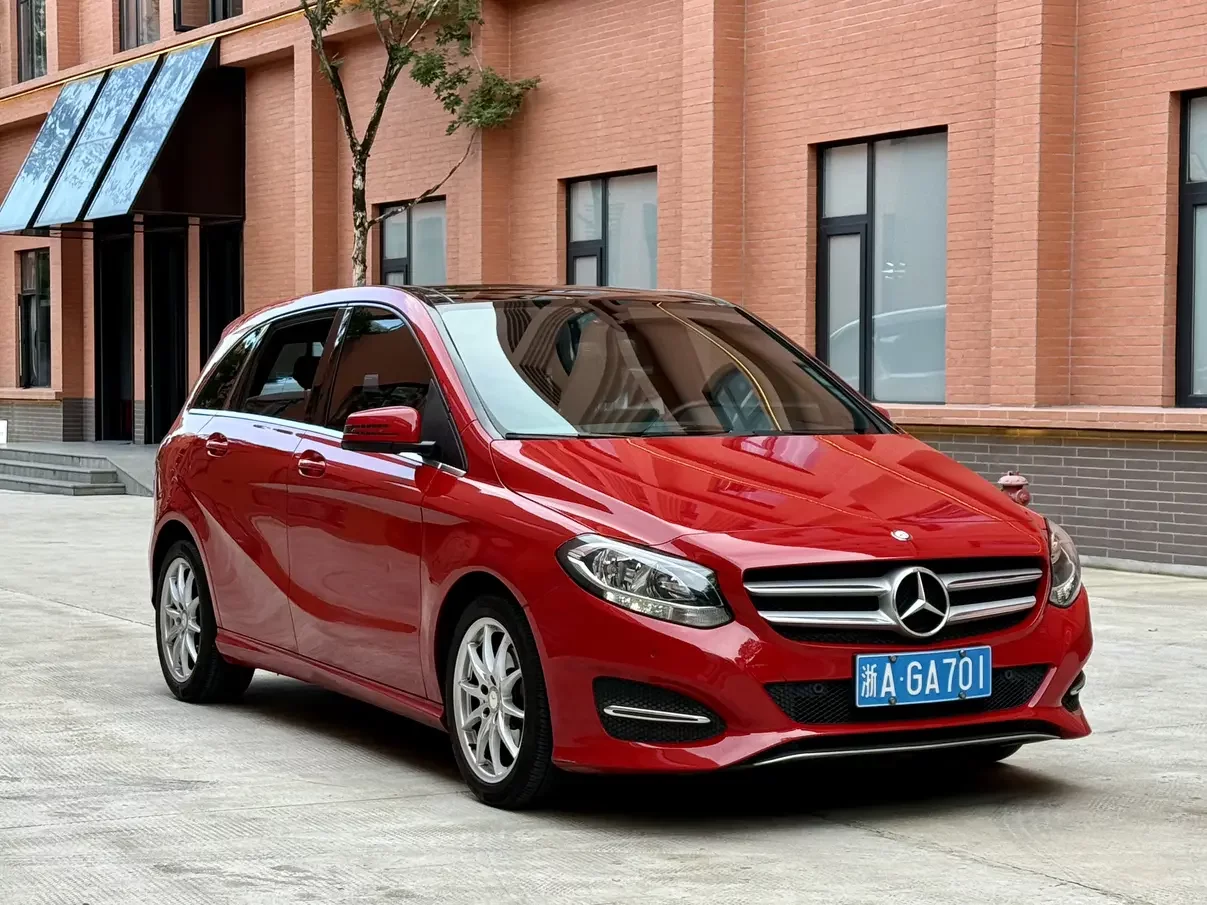 Mercedes-Benz B Class
