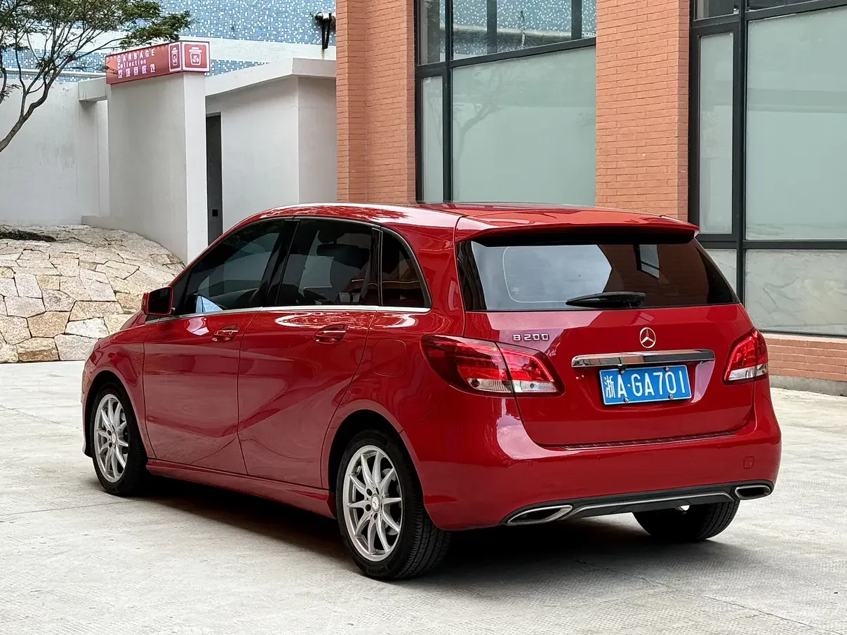Mercedes-Benz B Class