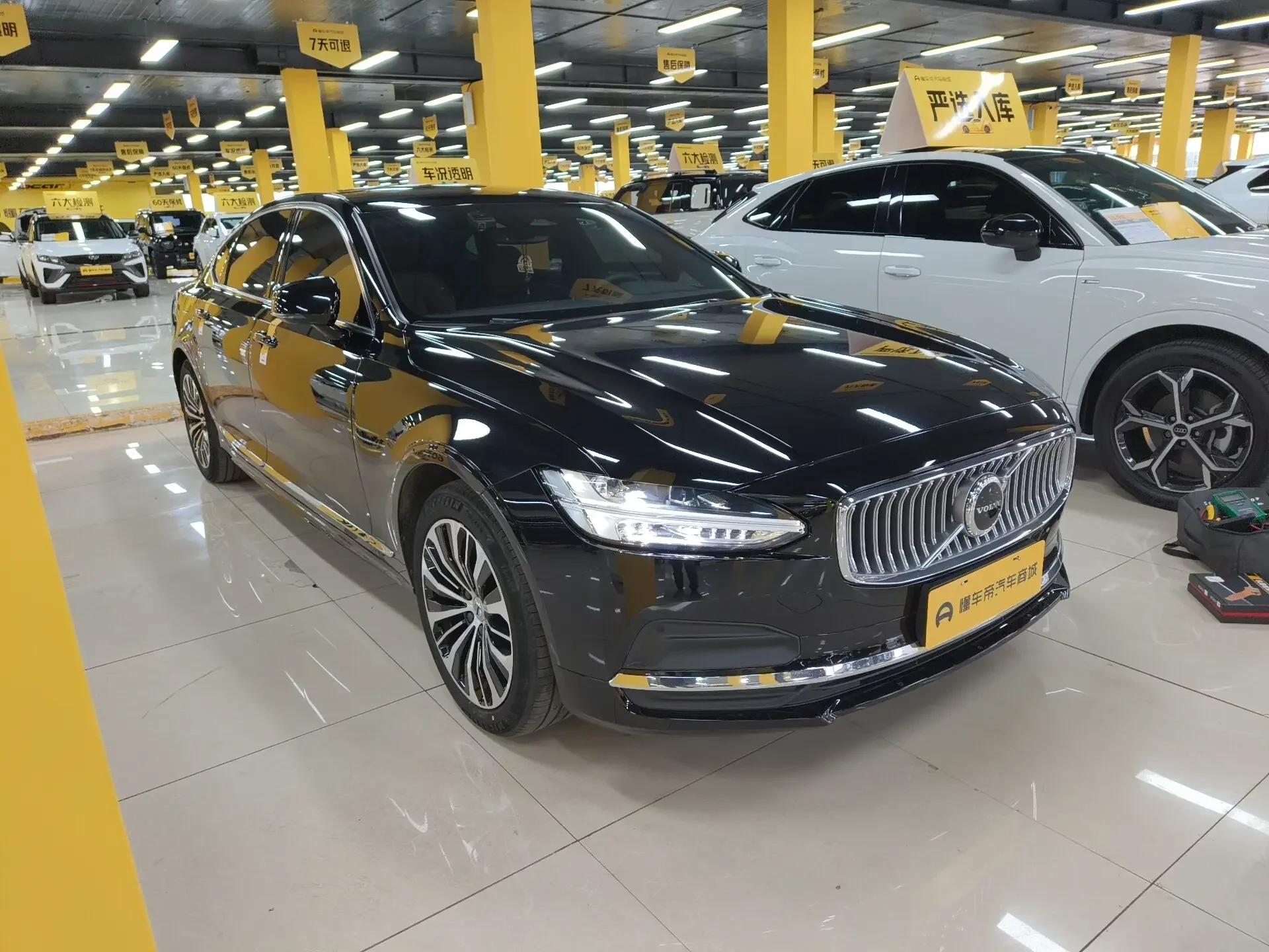 Volvo S90
