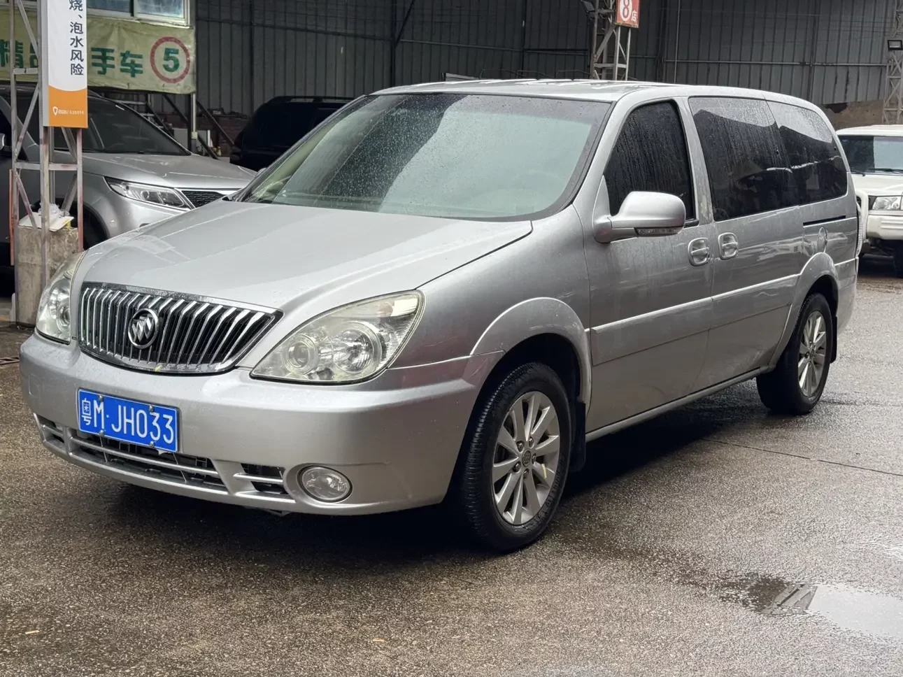 Buick GL8