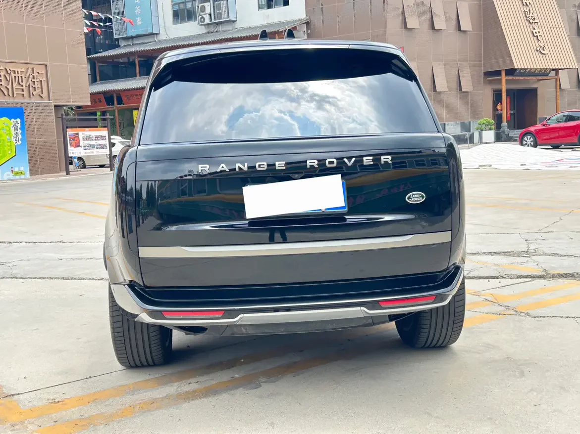 Land Rover range rover
