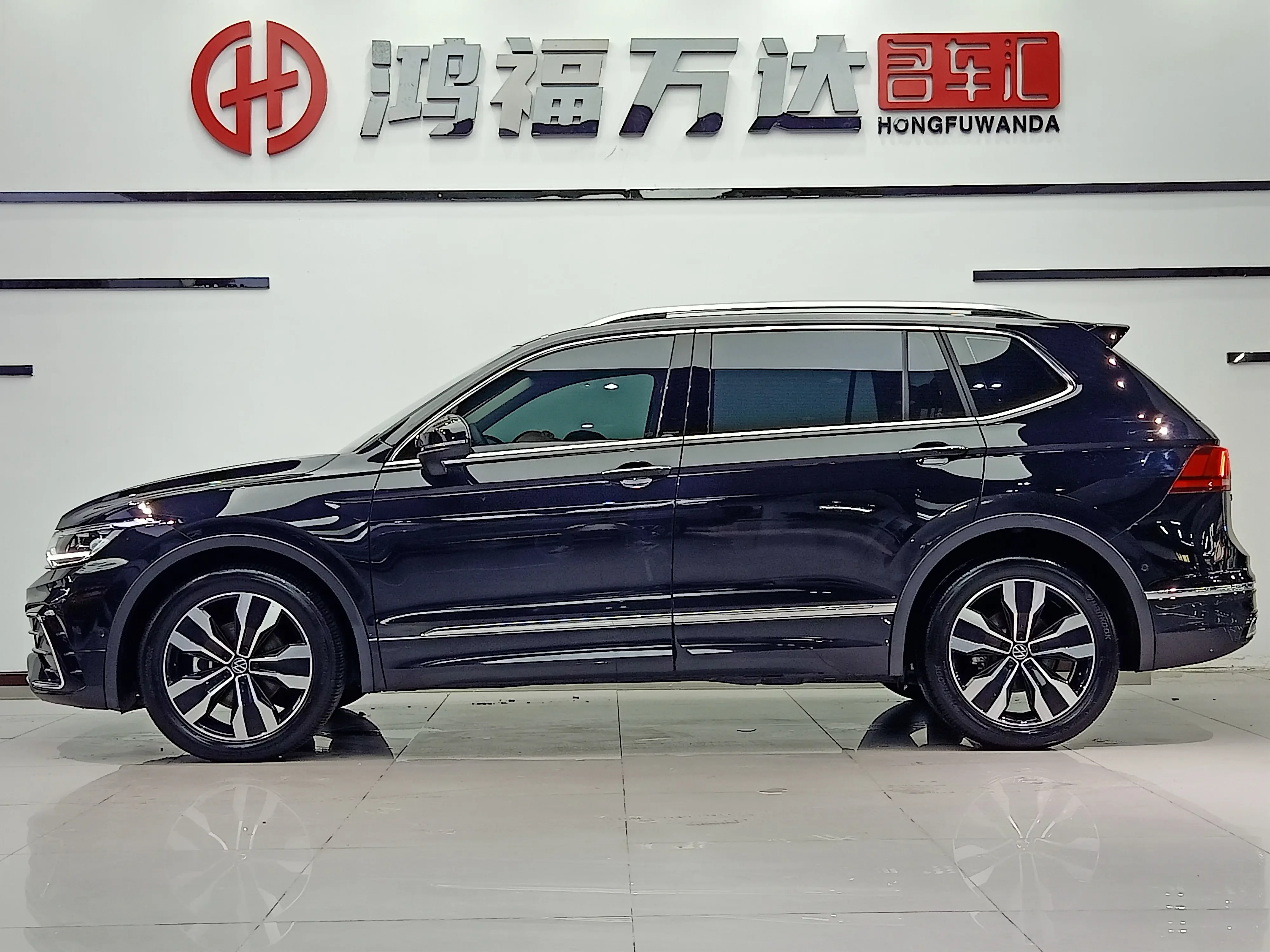 Volkswagen Tiguan L