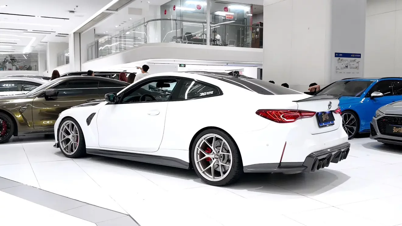 BMW M4