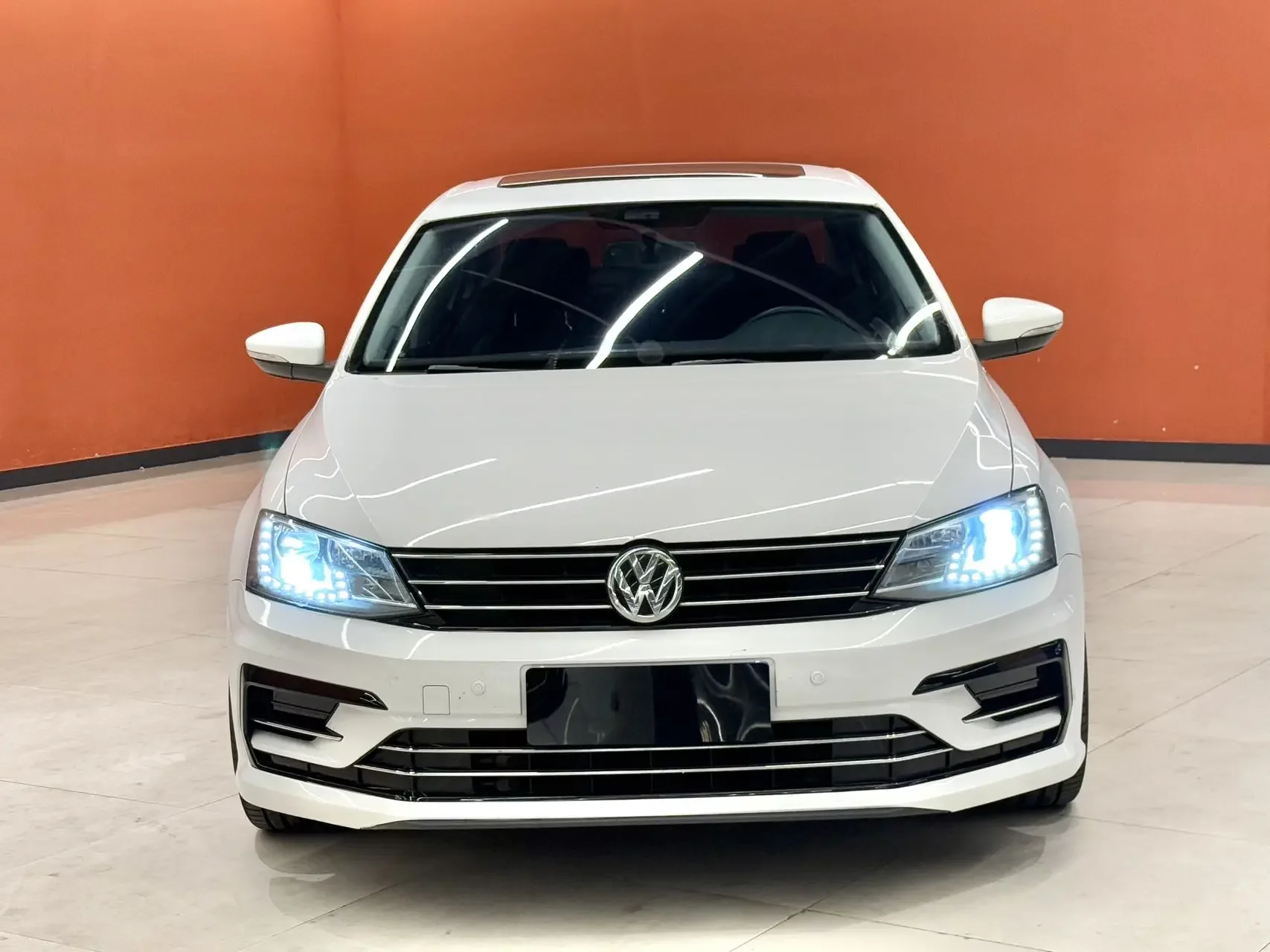Volkswagen Sagitar