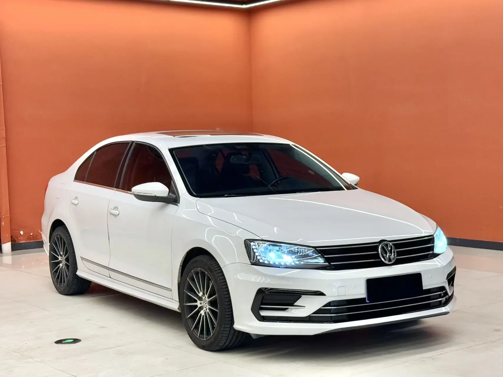 Volkswagen Sagitar