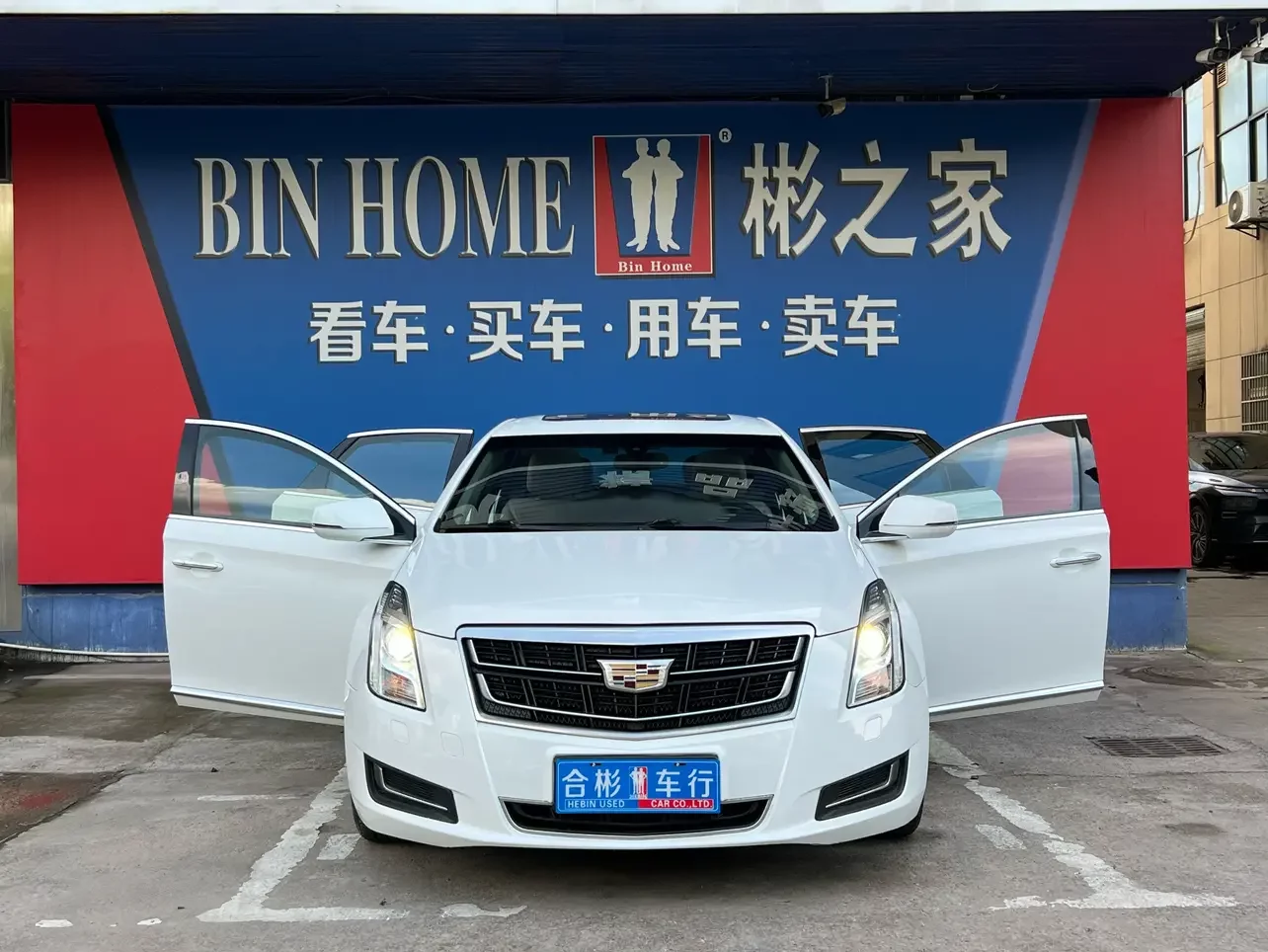 Cadillac XTS