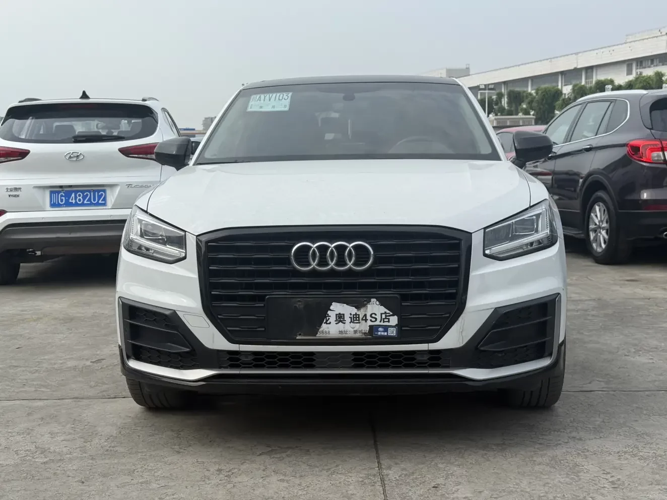 Audi Q2L