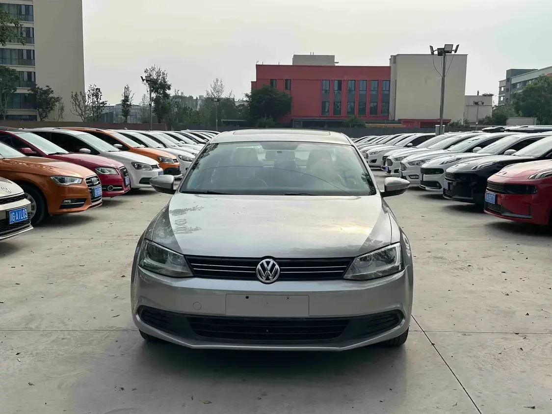 Volkswagen Sagitar