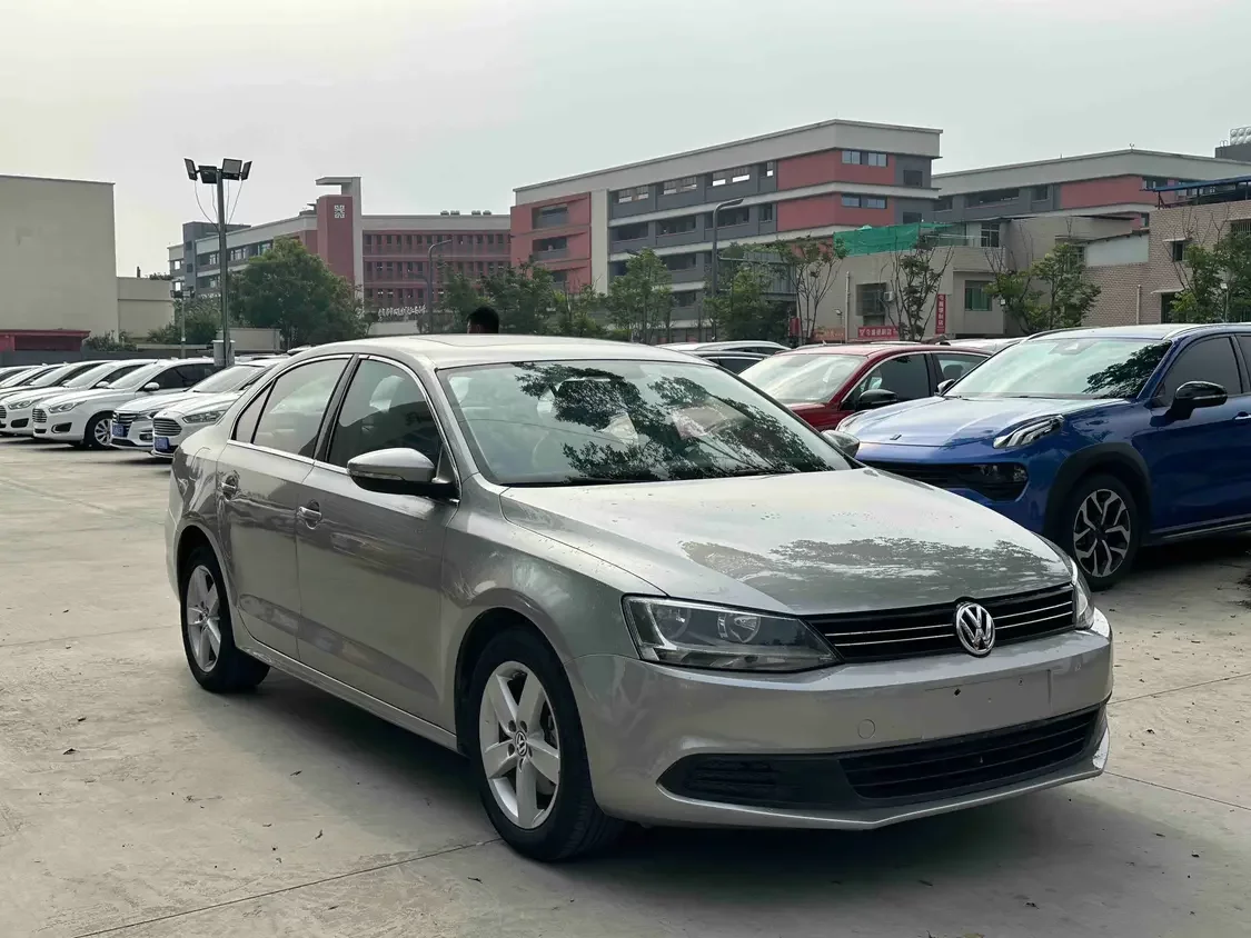 Volkswagen Sagitar