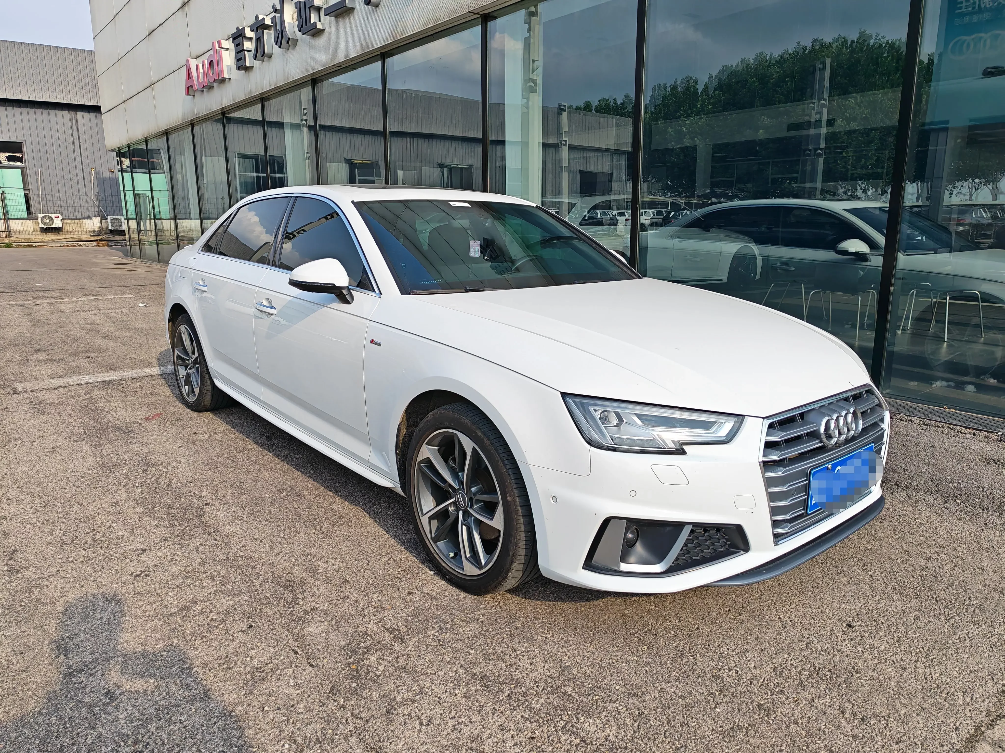 Audi A4L