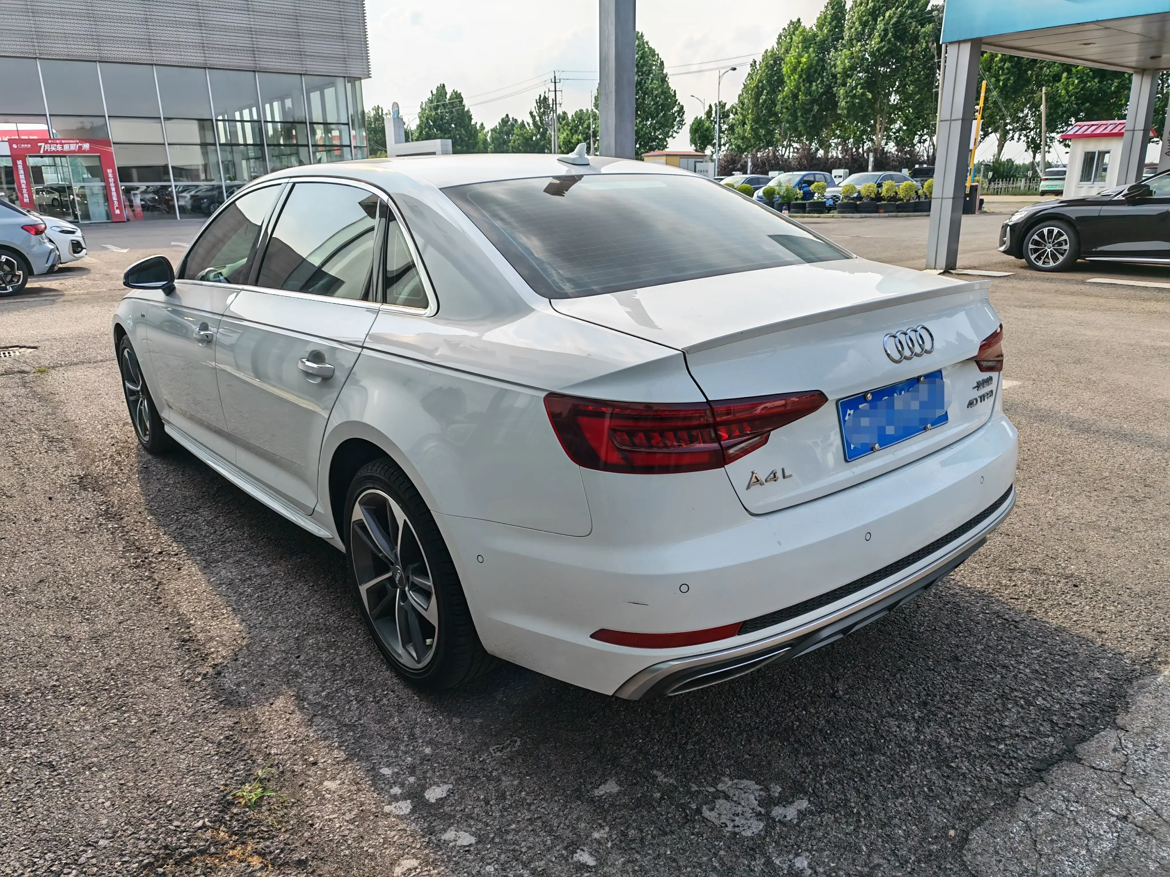 Audi A4L