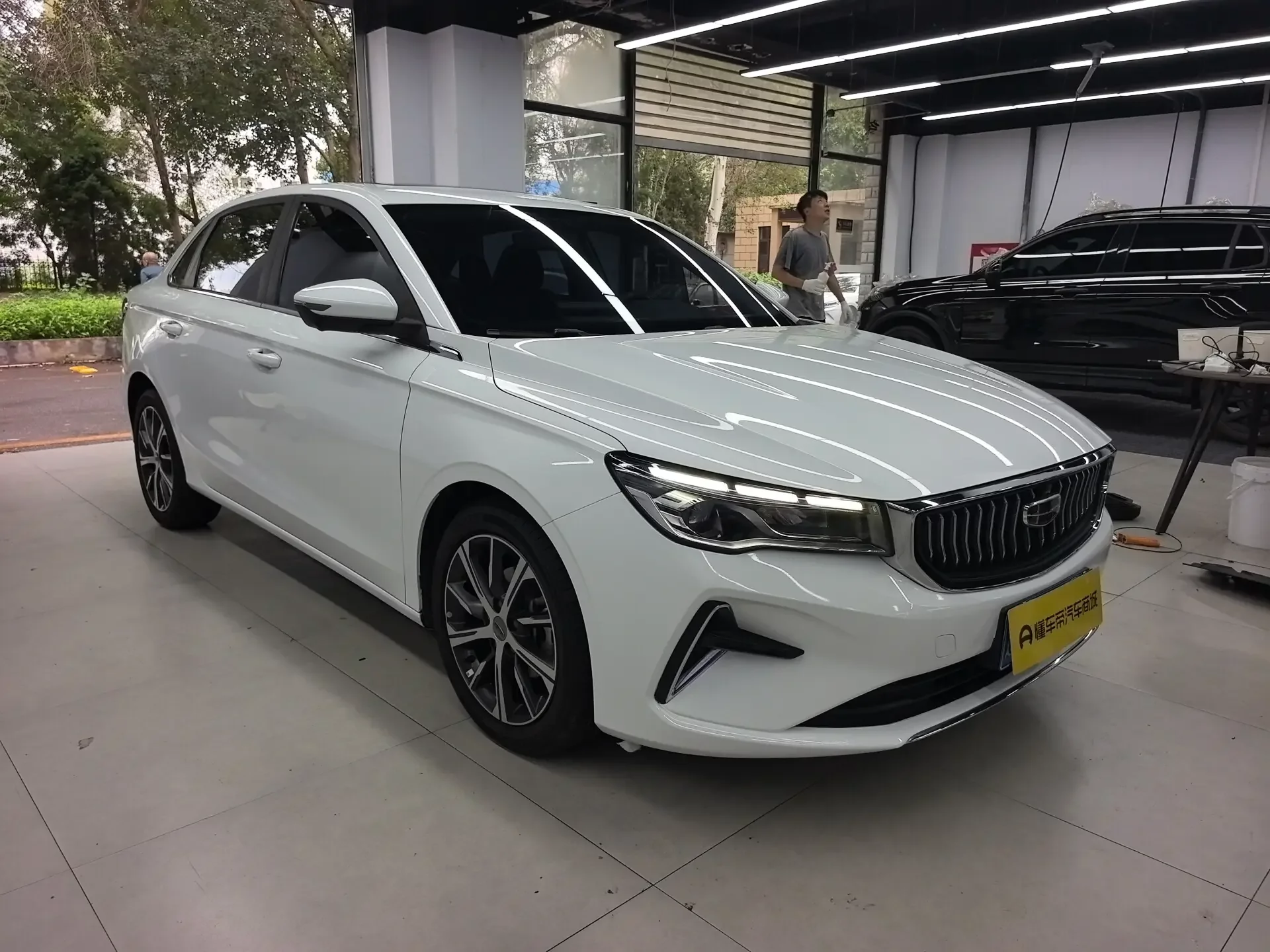 Geely emgrand