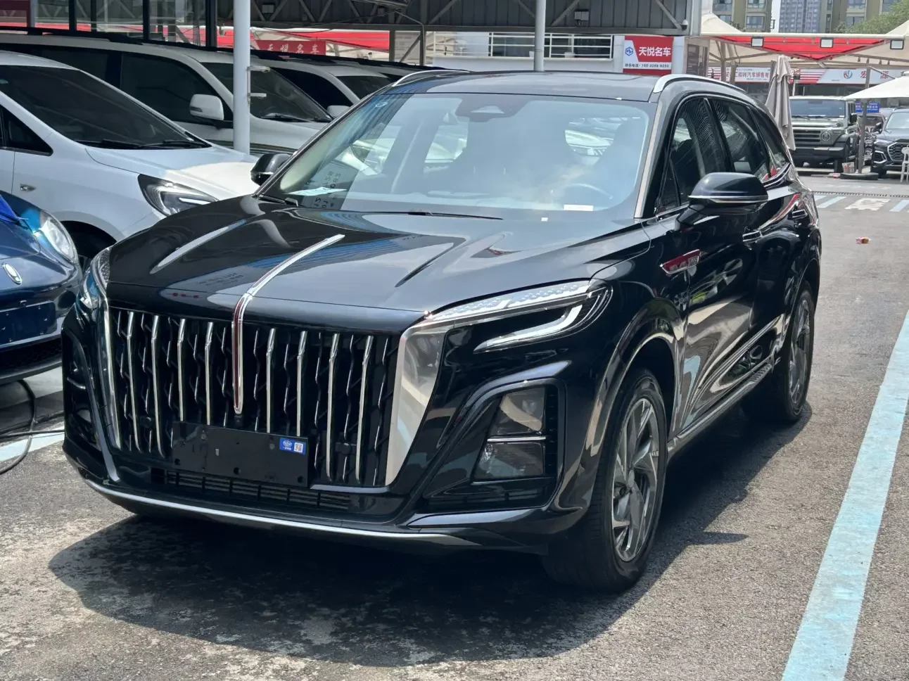 Hongqi HS3 PHEV