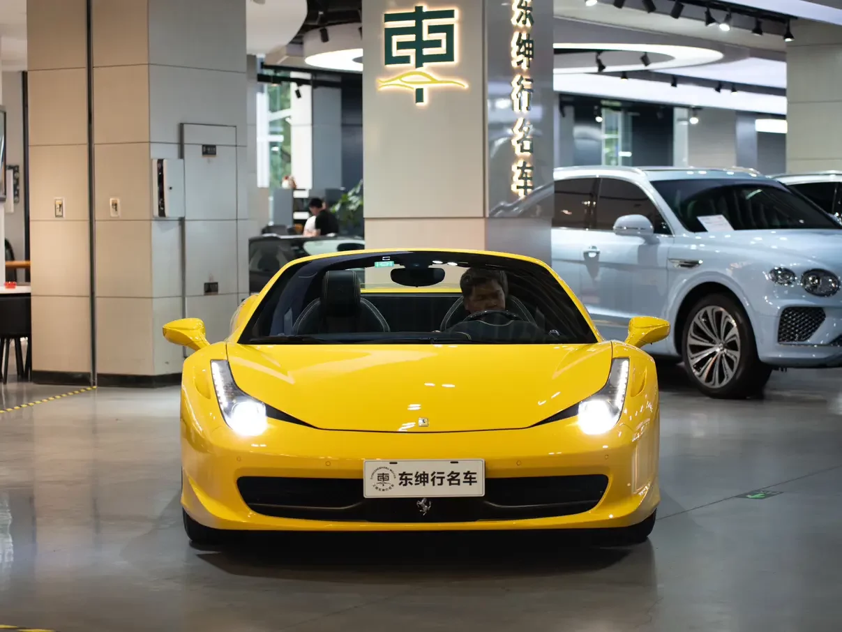 Ferrari 458