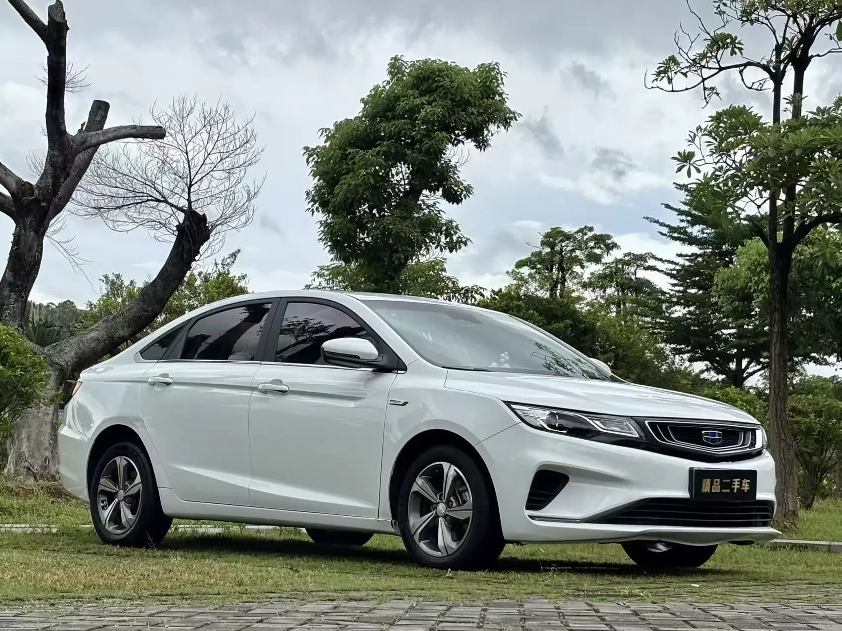 Geely Emgrand GL