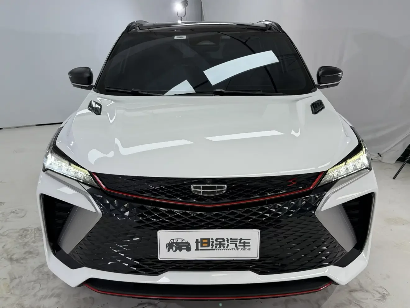 Geely Coolray SX11