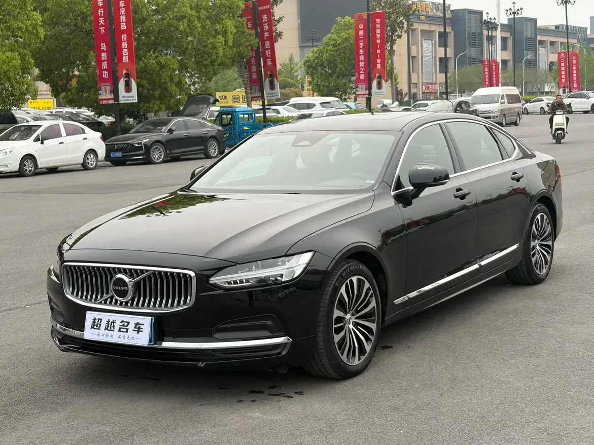 Volvo S90