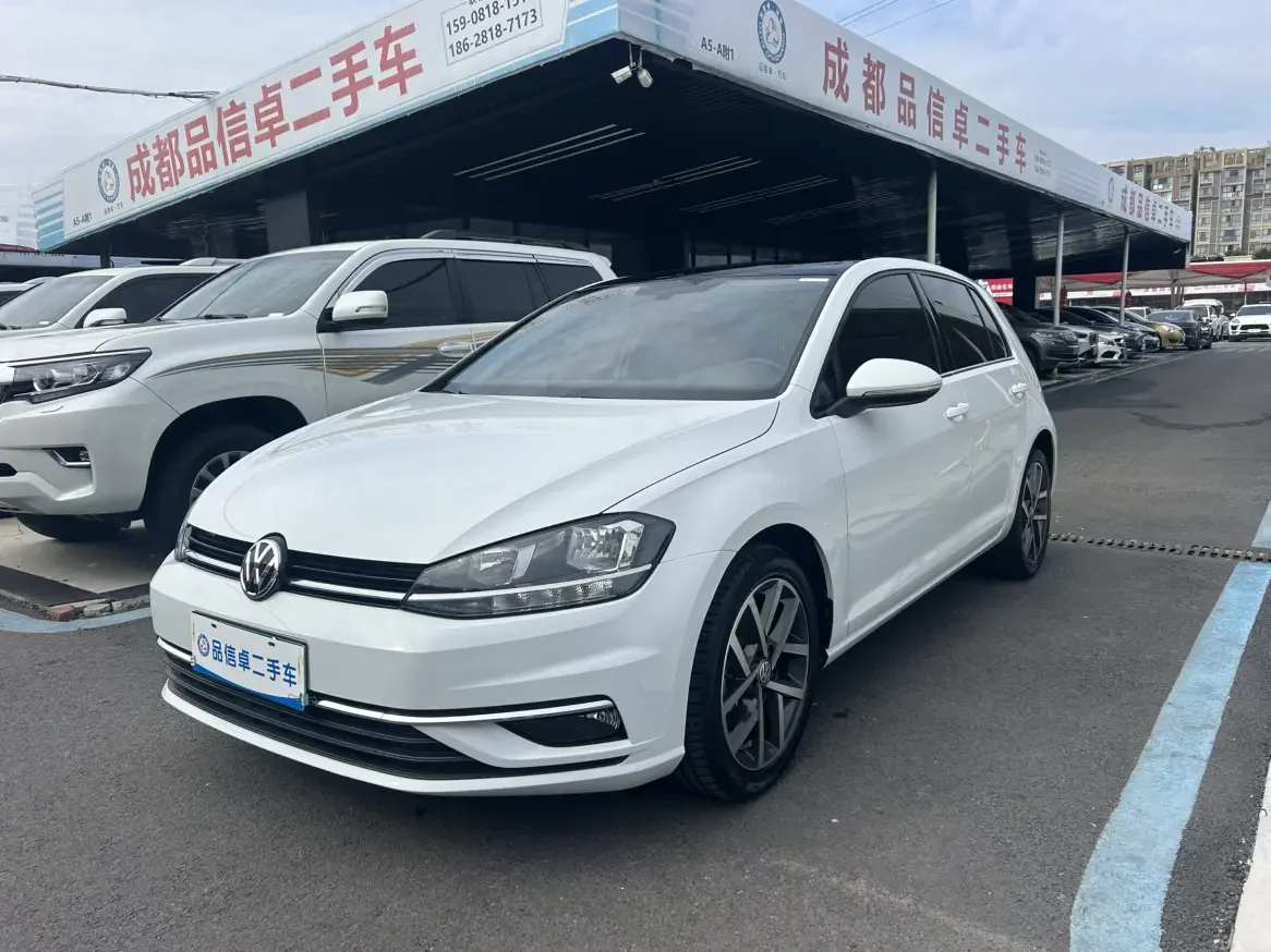 Volkswagen golf