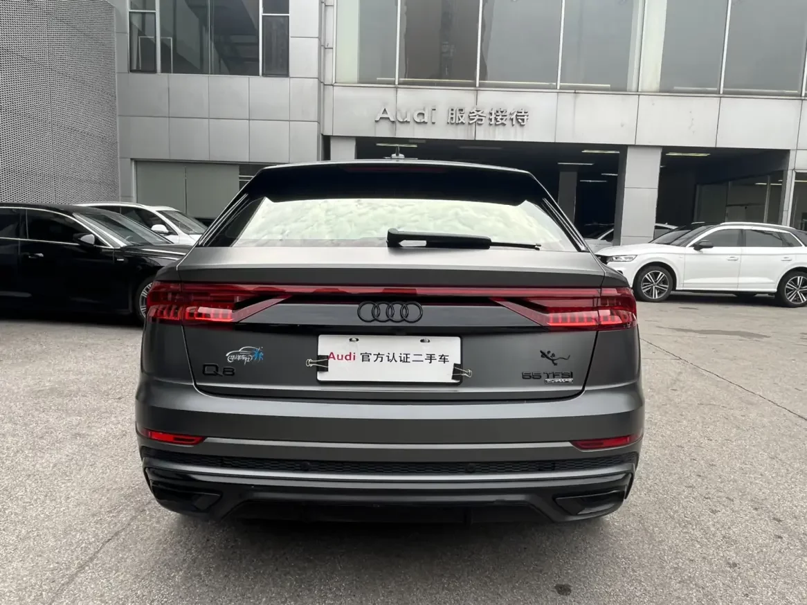 Audi Q8