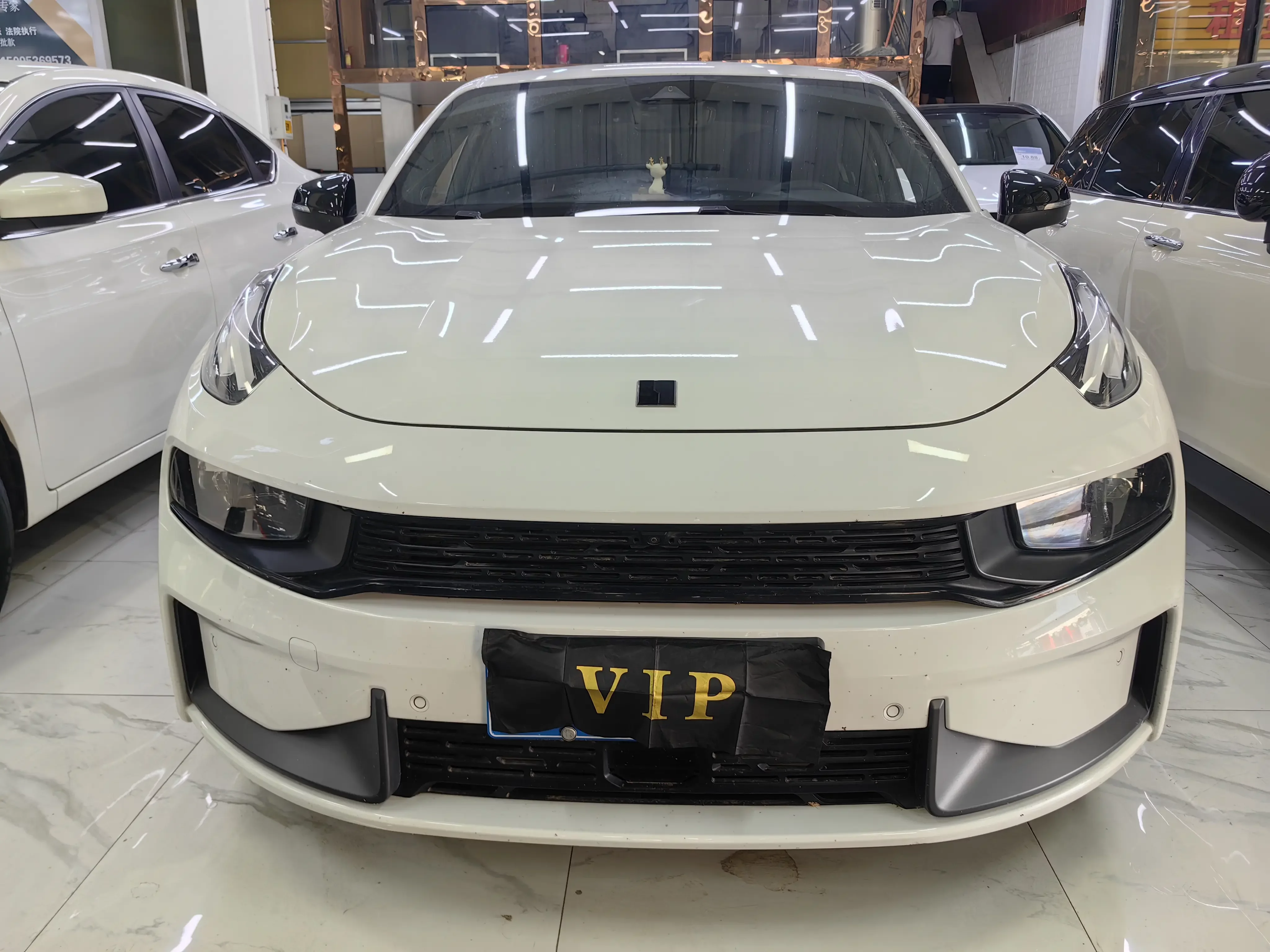 Lynk & Co 03