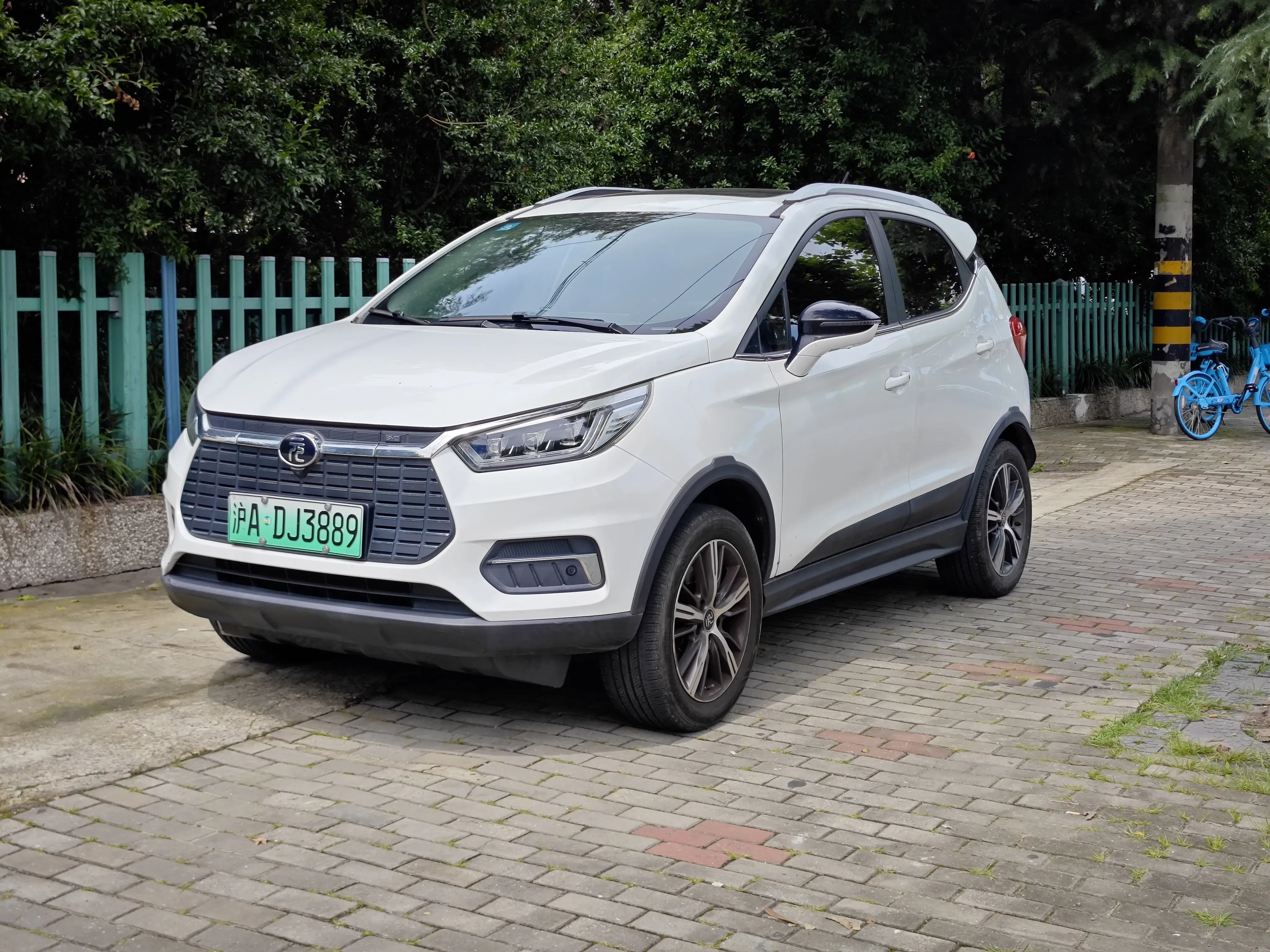 BYD Yuan EV