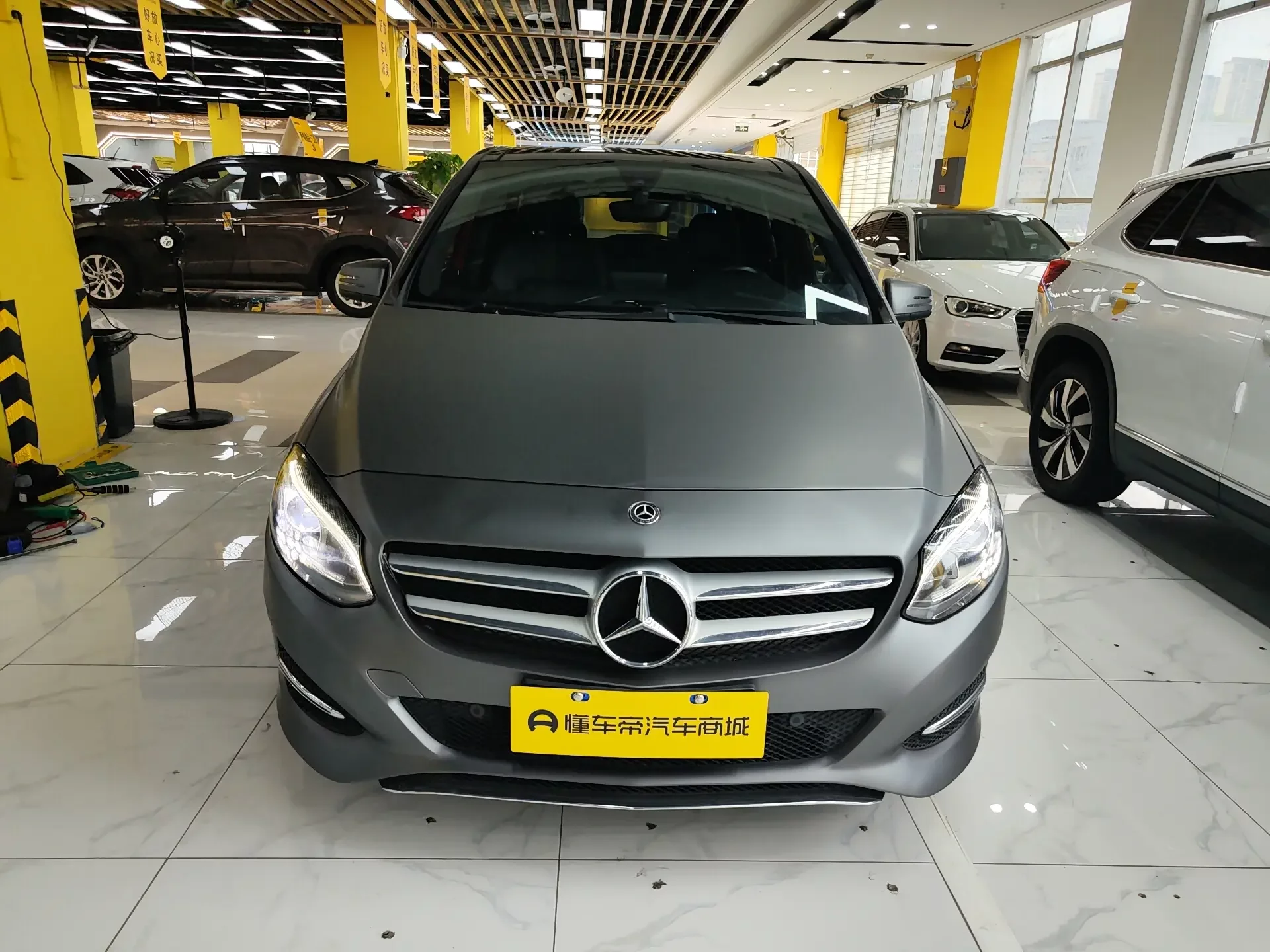 Mercedes-Benz B Class  из Китая