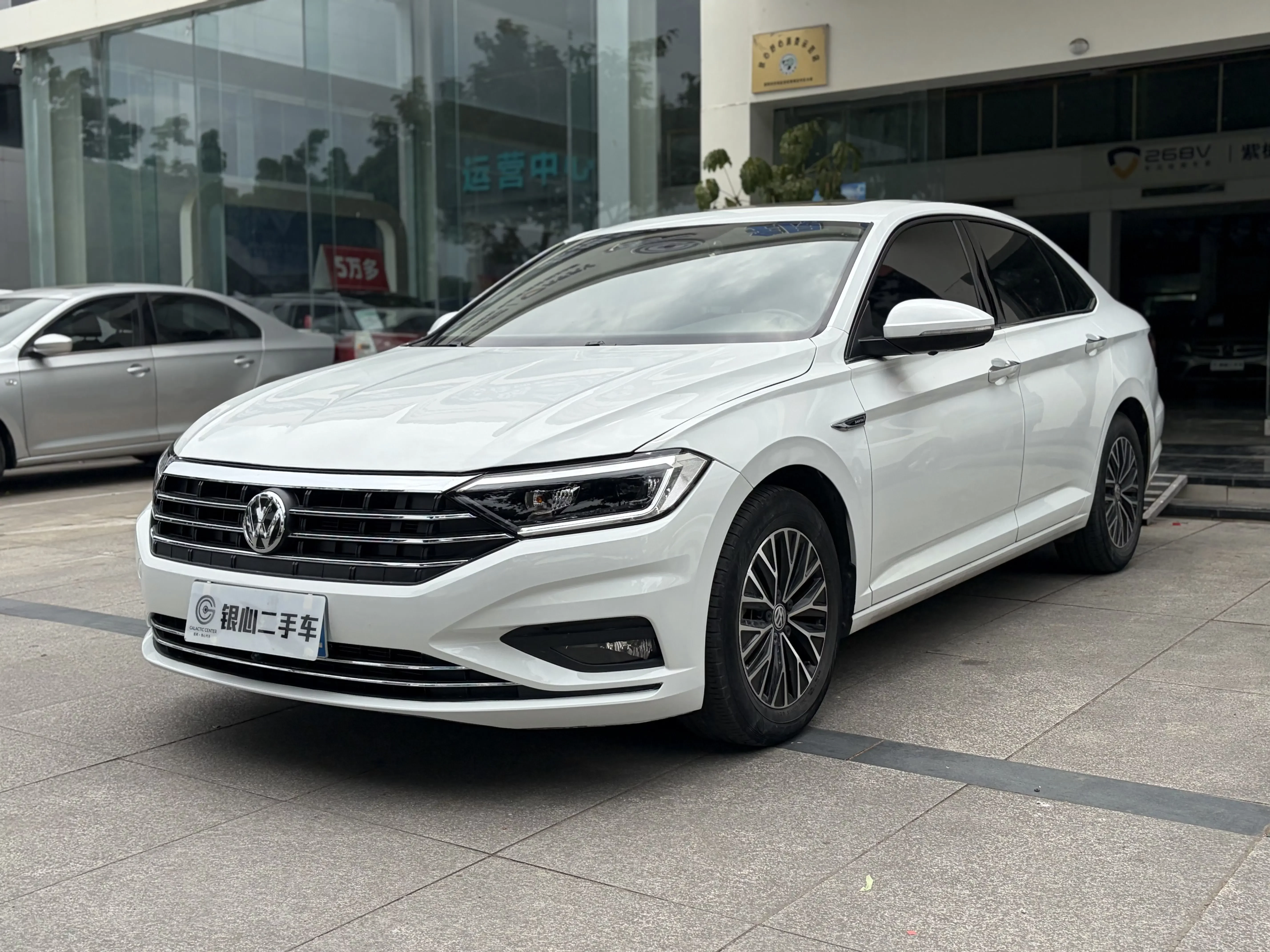 Volkswagen Sagitar