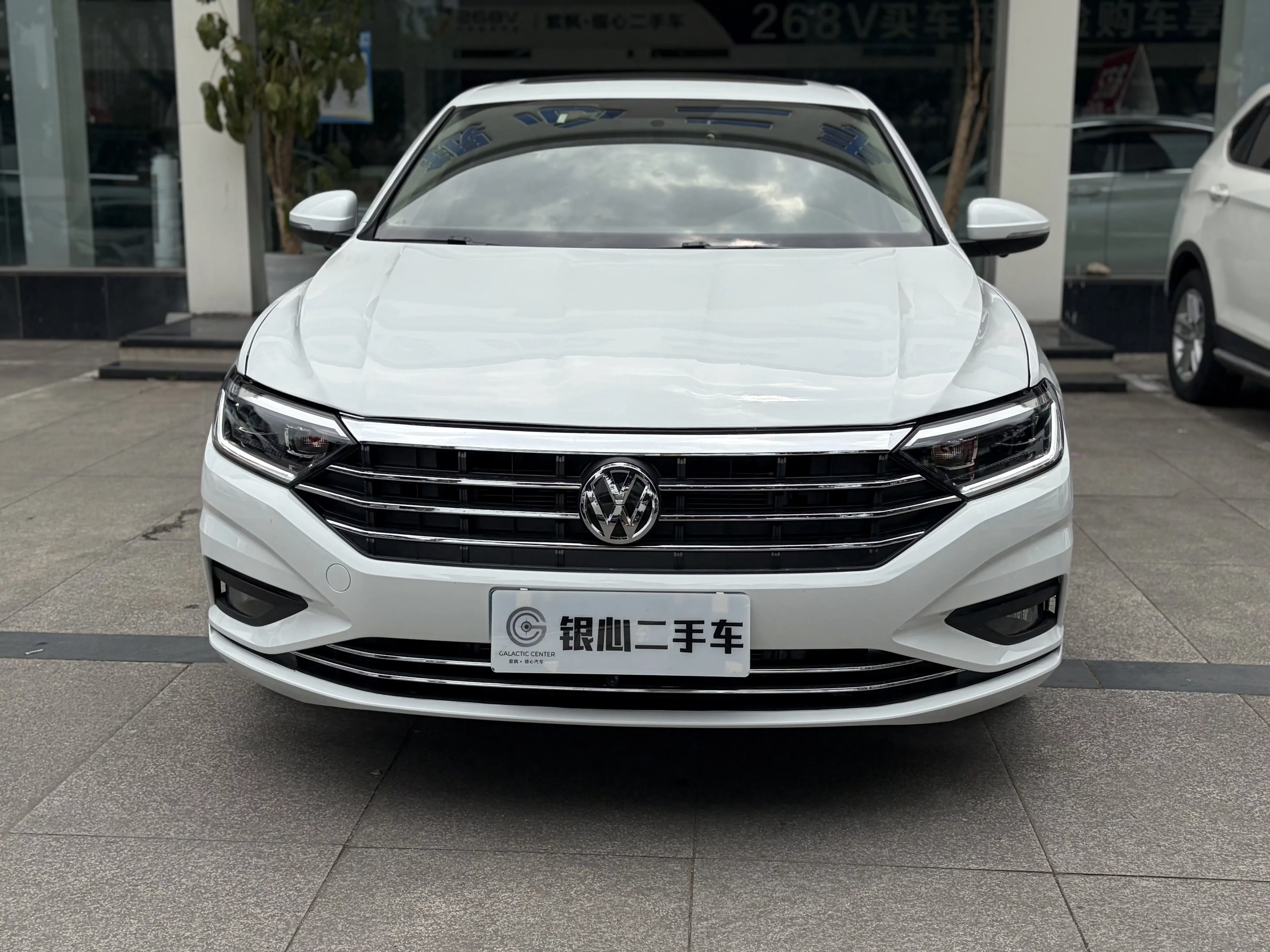 Volkswagen Sagitar