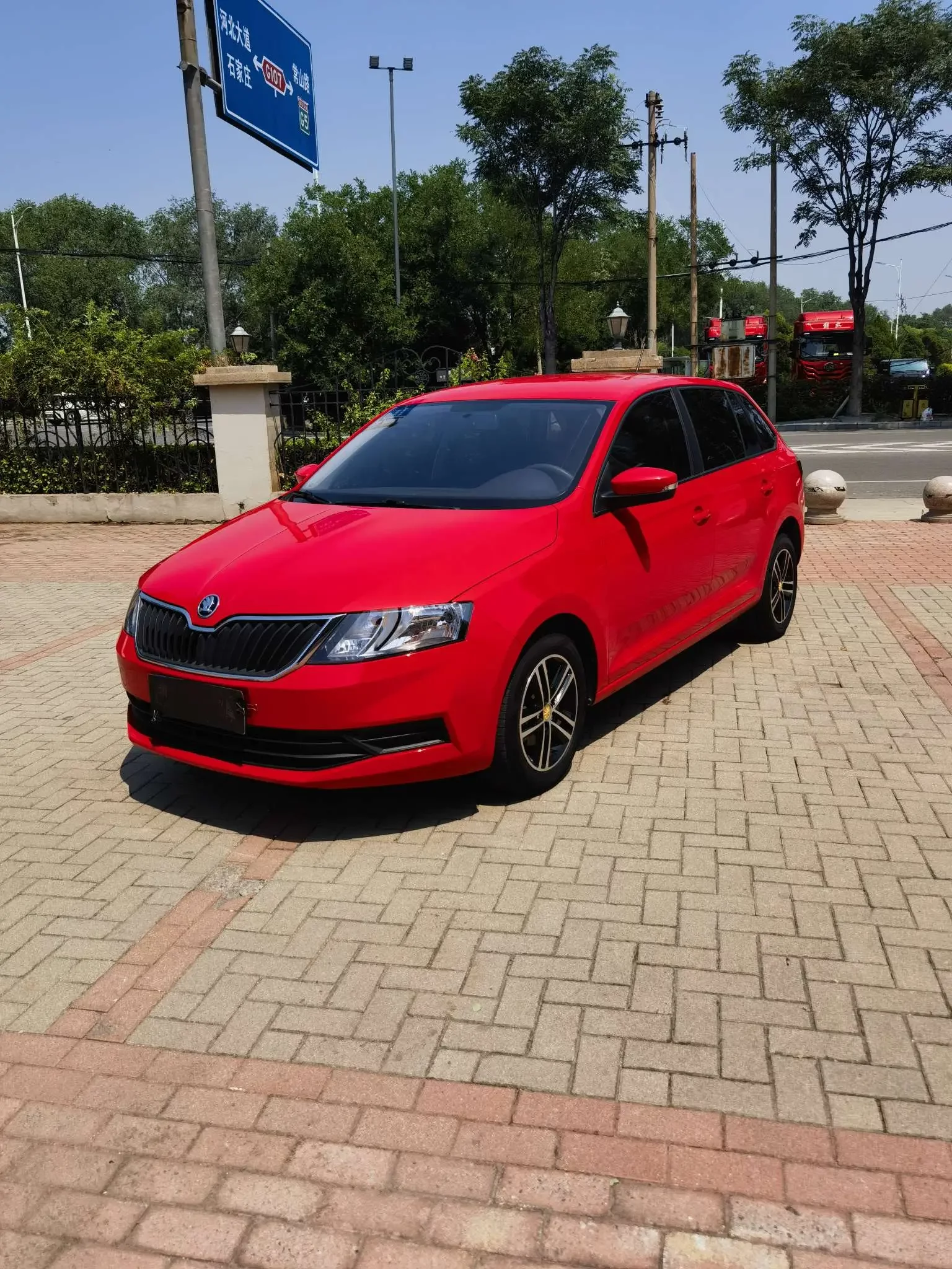 Skoda Xin Dong  из Китая