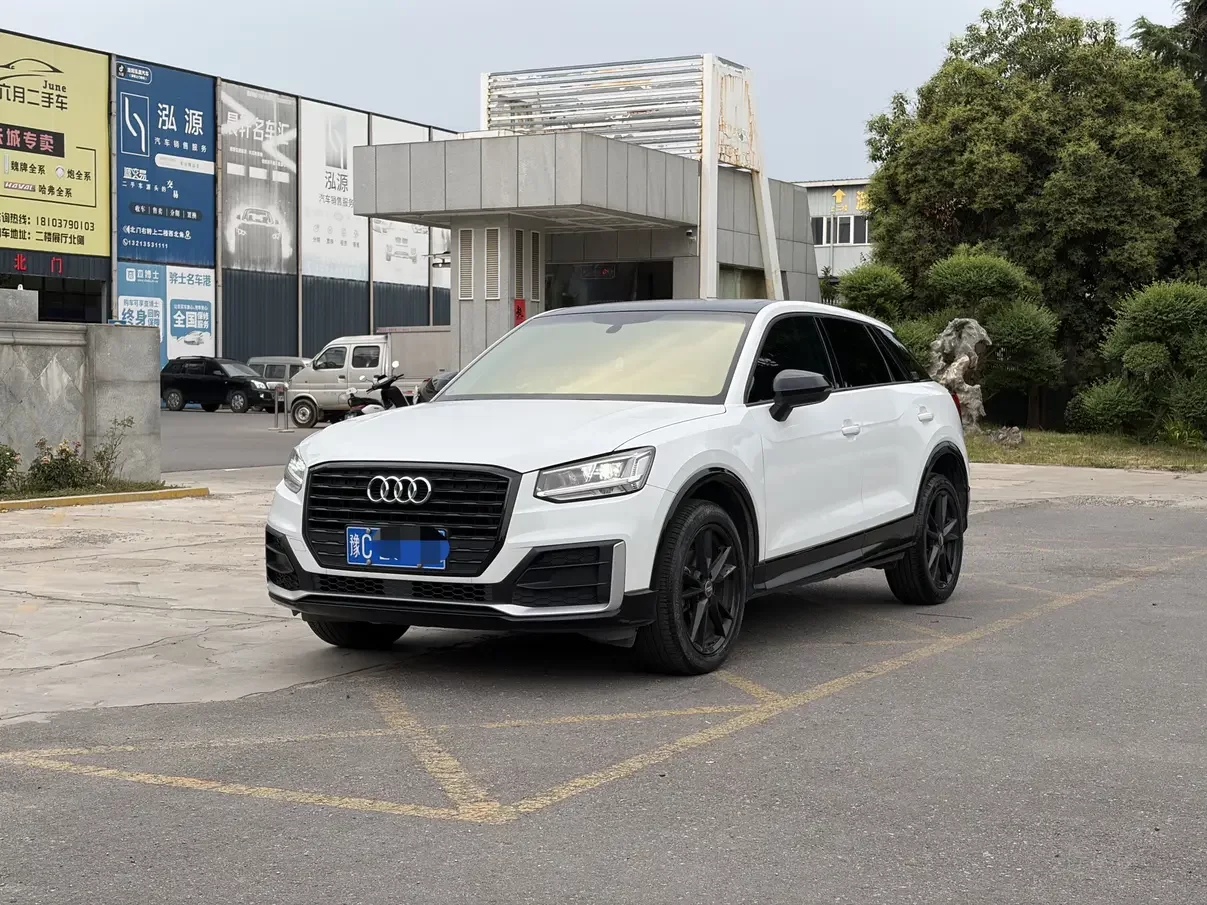 Audi Q2L