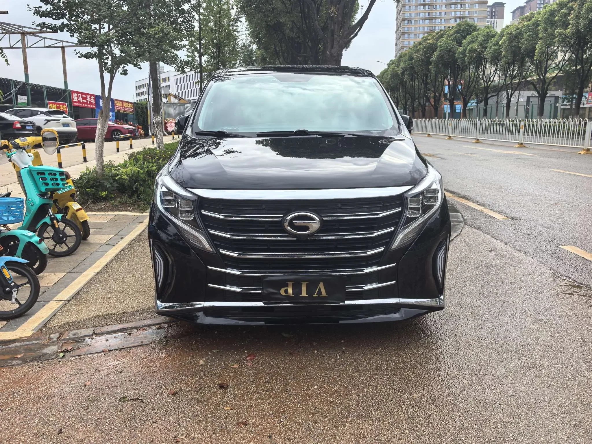 GAC Trumpchi M8  из Китая