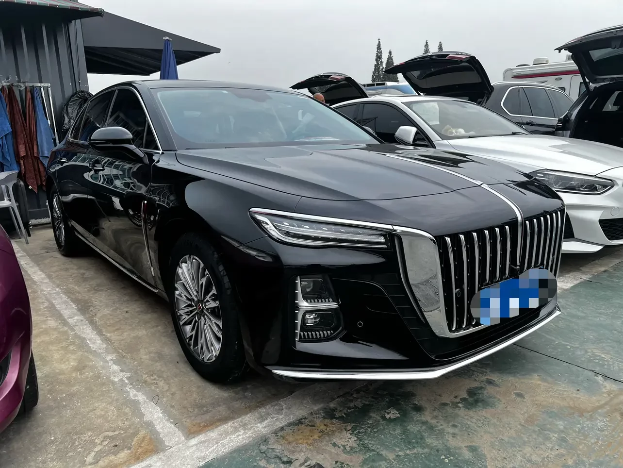 Hongqi H5