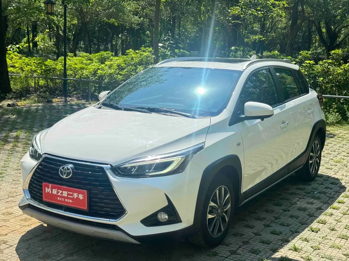 Toyota Yaris L