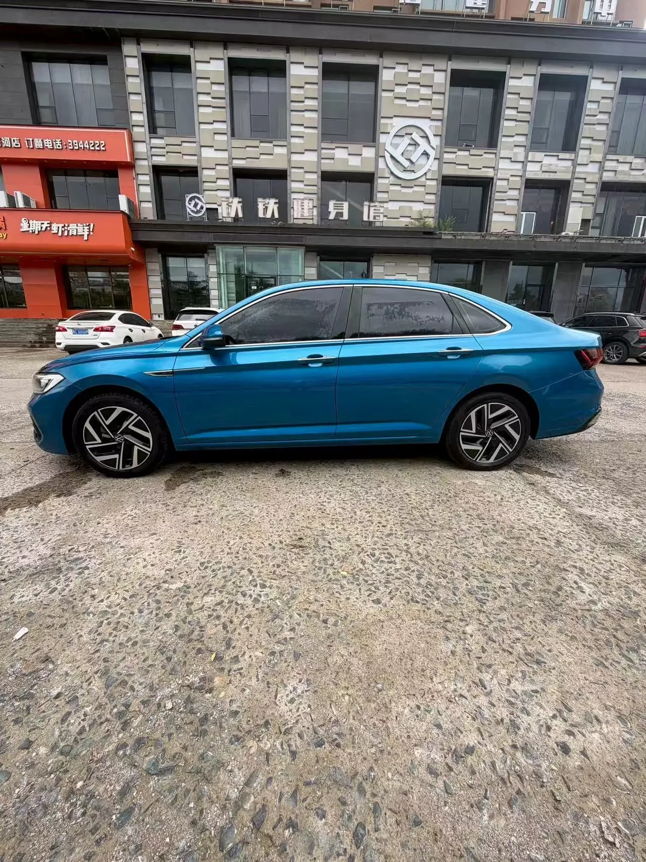 Volkswagen Sagitar